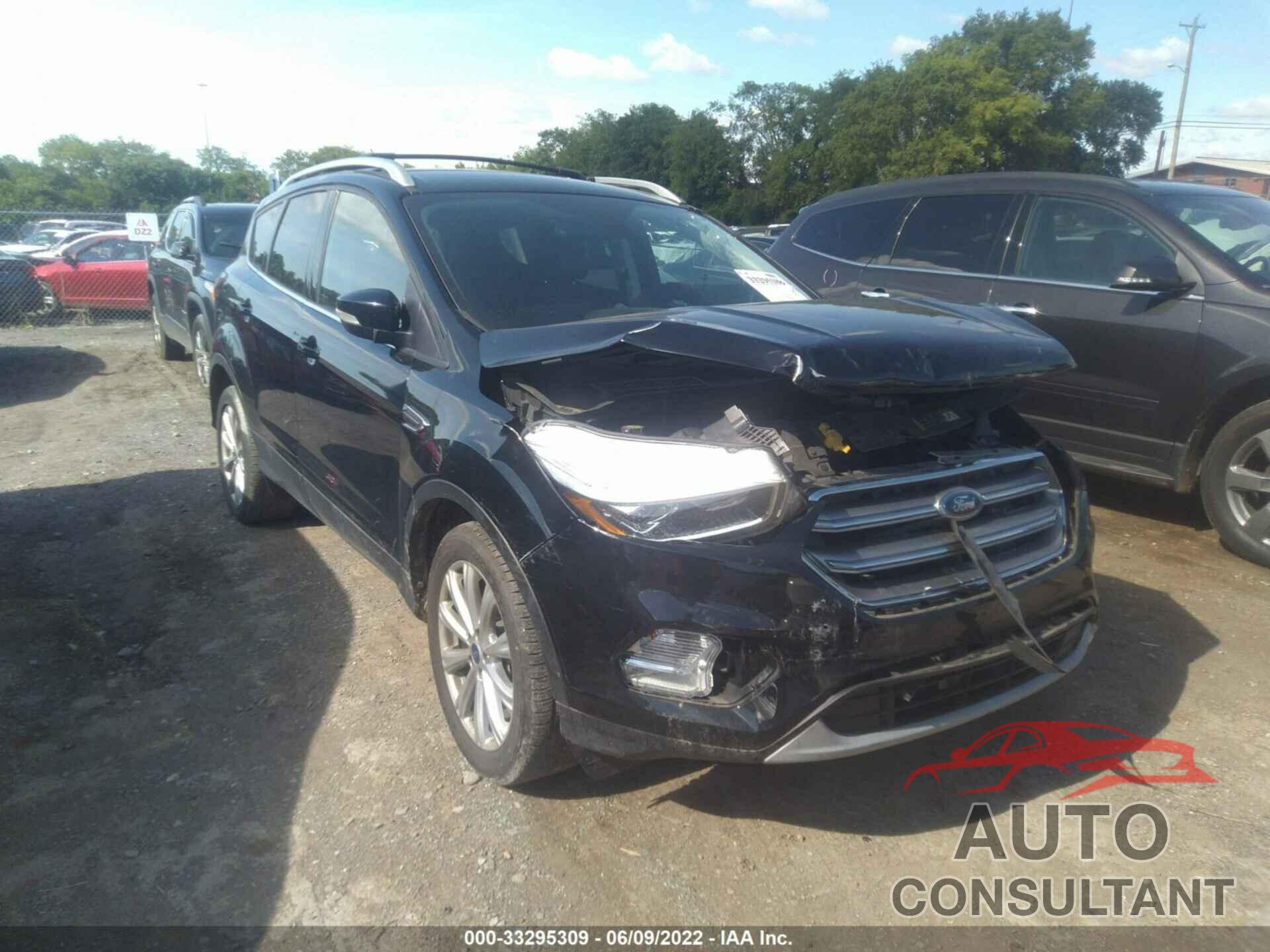 FORD ESCAPE 2017 - 1FMCU0J9XHUB64905