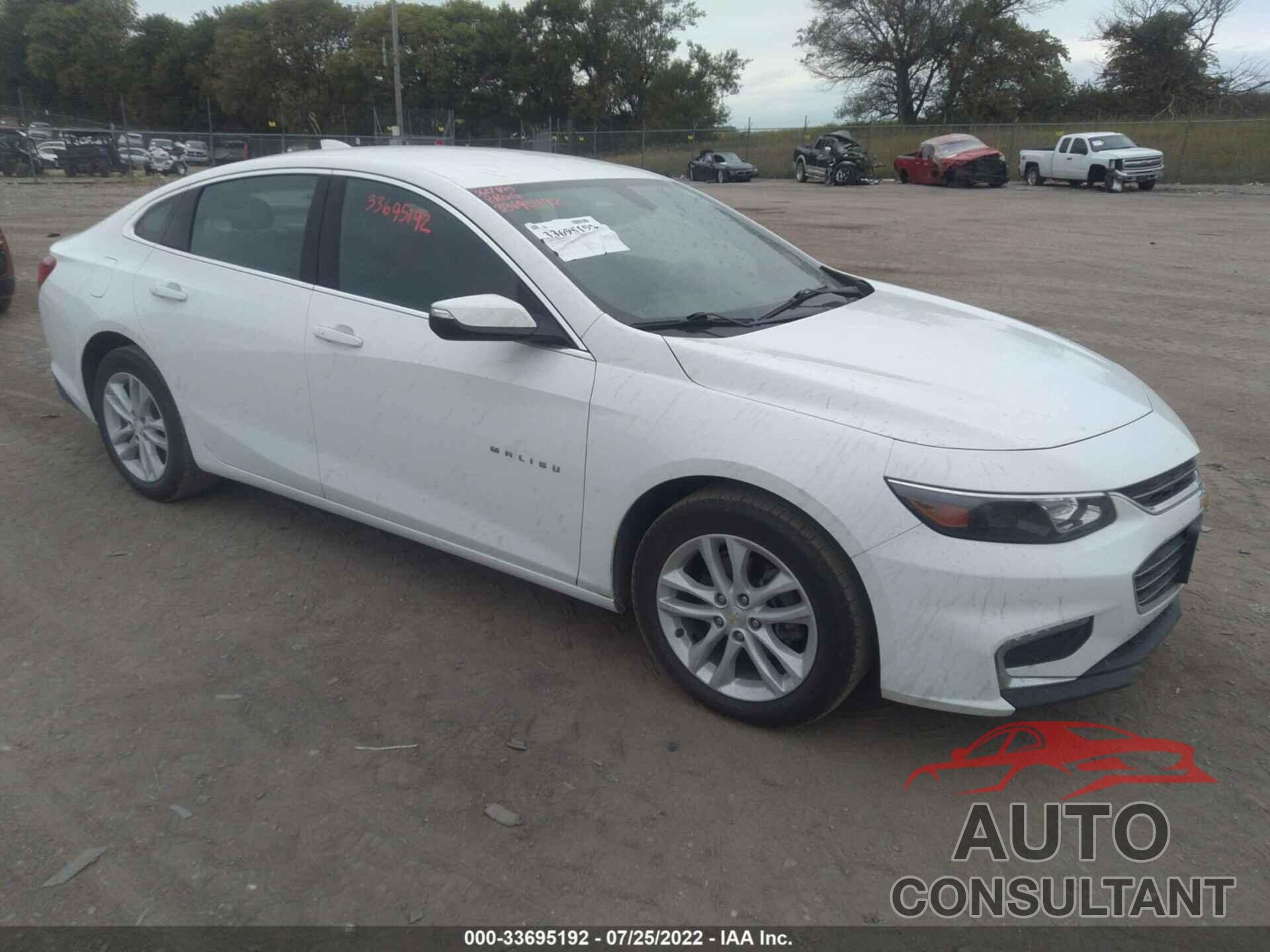 CHEVROLET MALIBU 2018 - 1G1ZD5ST1JF151677