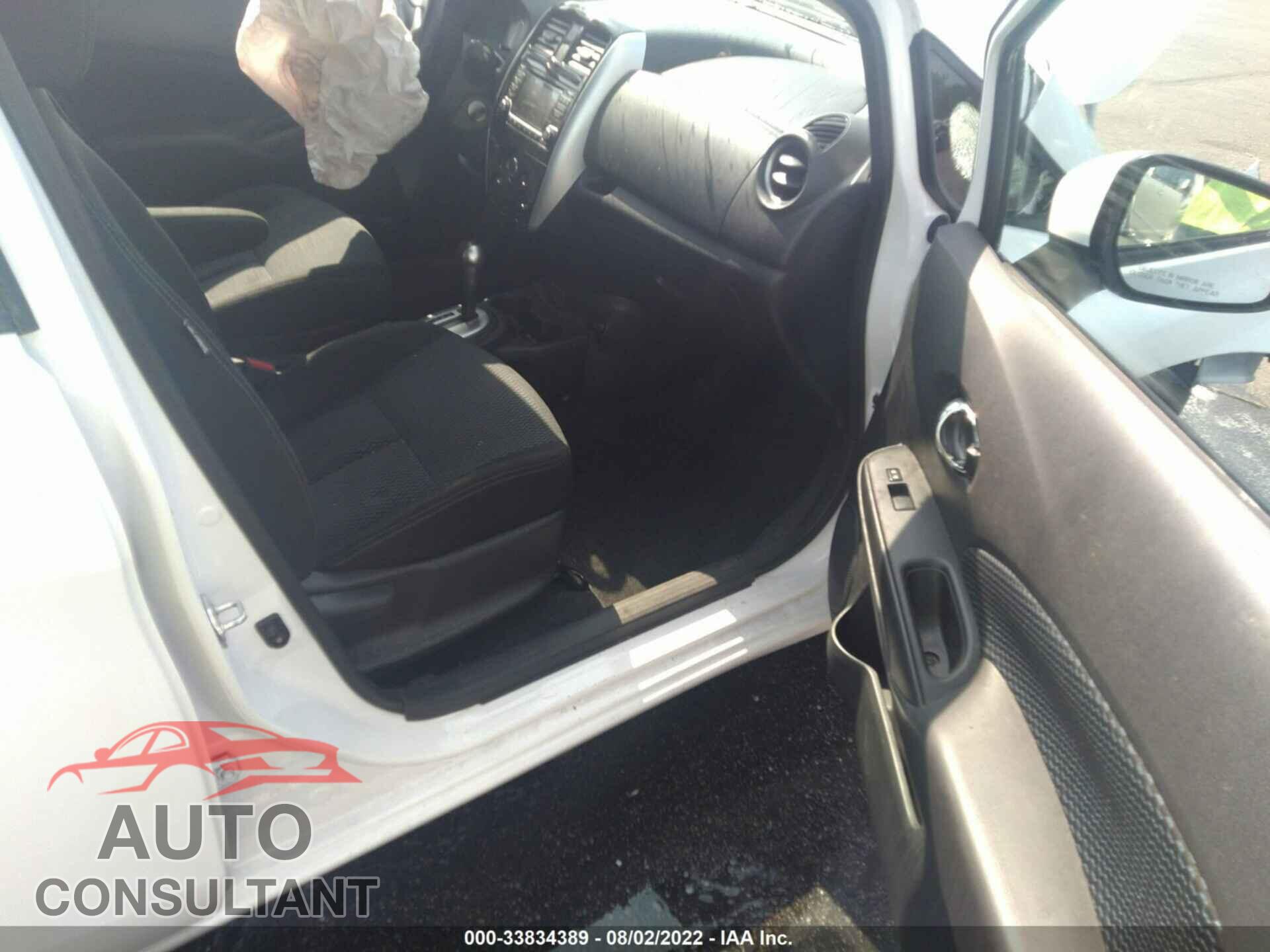 NISSAN VERSA NOTE 2017 - 3N1CE2CP8HL356474