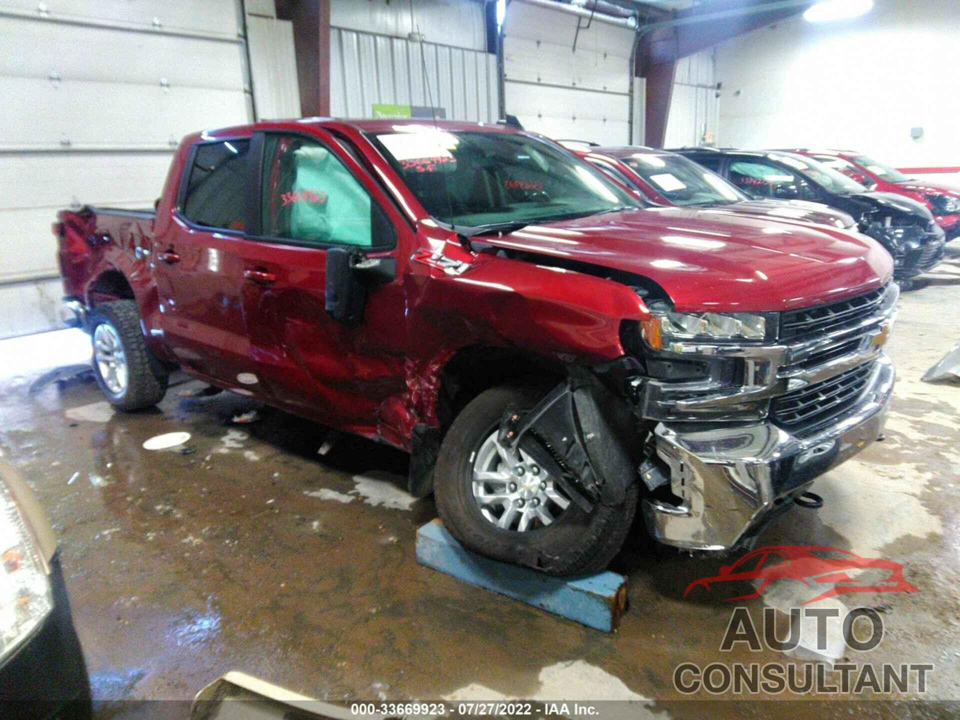 CHEVROLET SILVERADO 1500 2019 - 1GCUYDEDXKZ132632