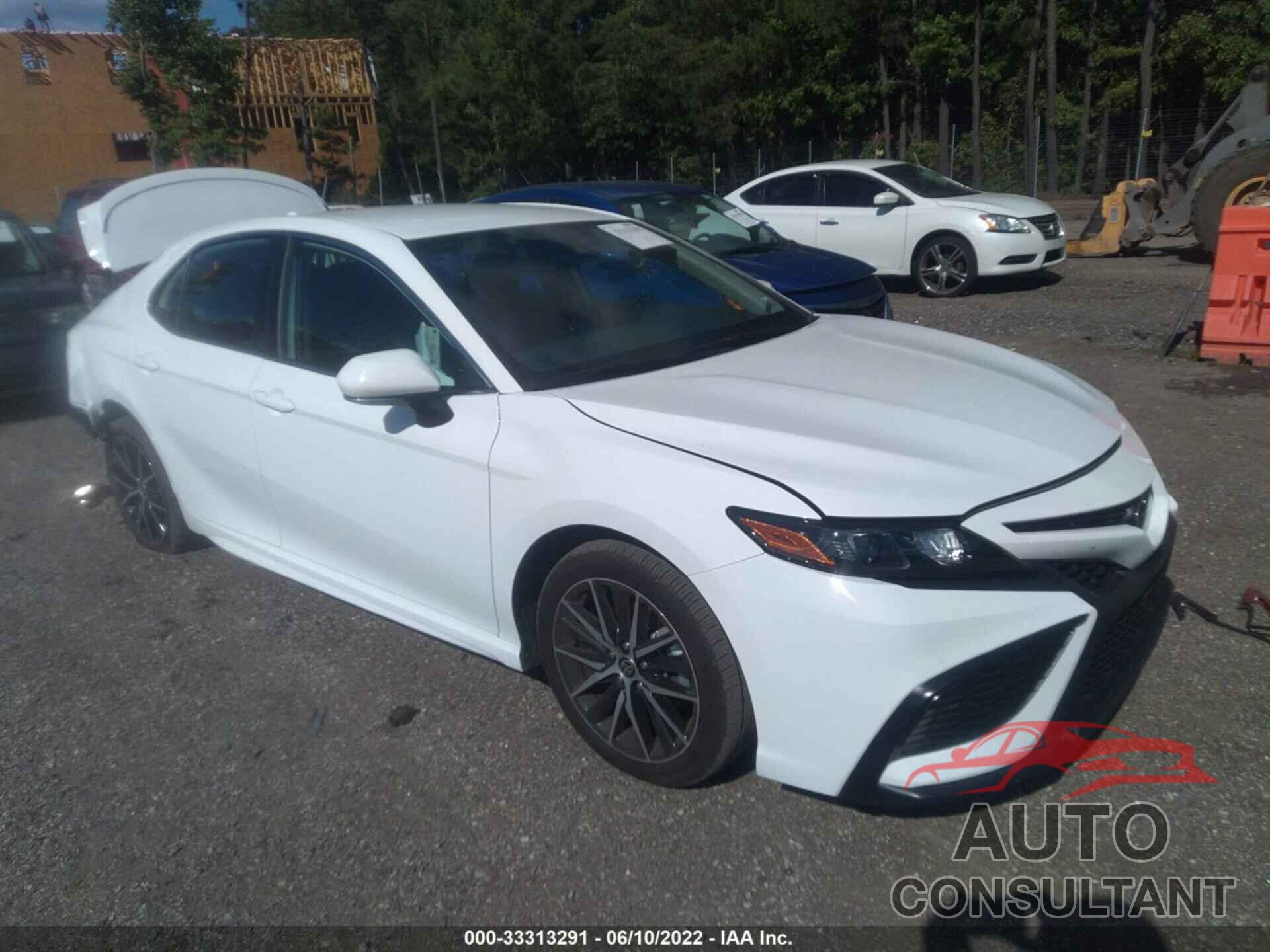 TOYOTA CAMRY 2022 - 4T1G11AK2NU632883