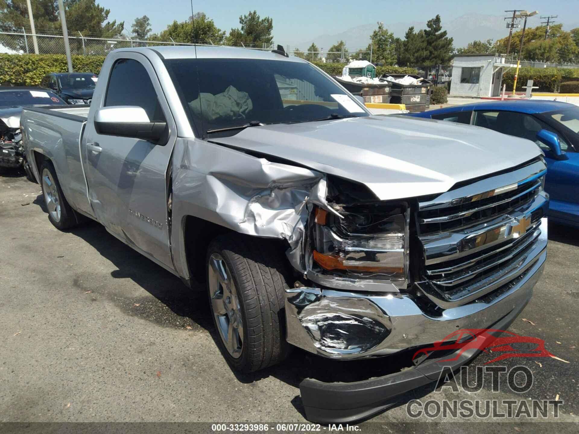 CHEVROLET SILVERADO 1500 2018 - 1GCNCNEH9JZ118067