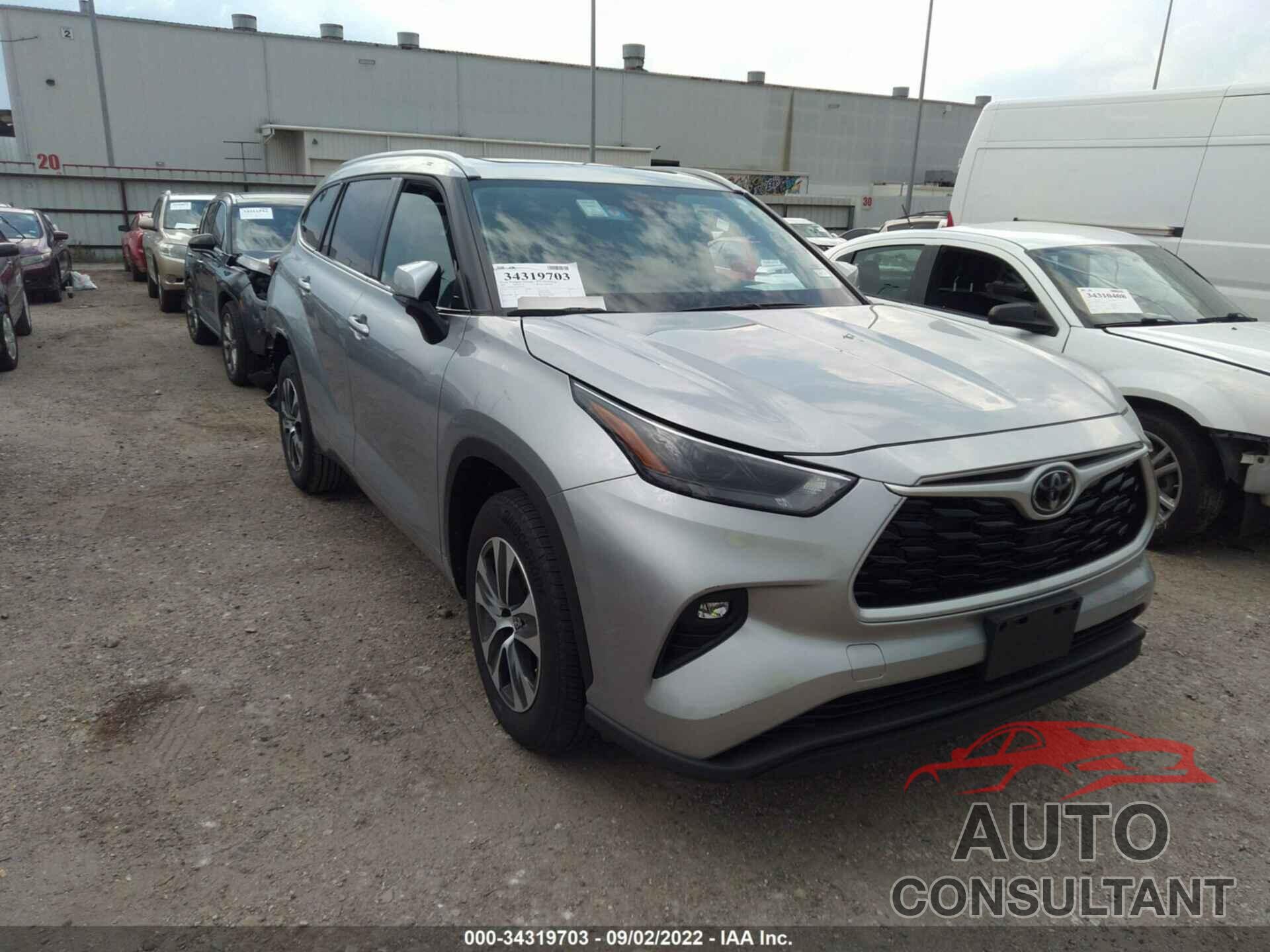 TOYOTA HIGHLANDER 2022 - 5TDGZRAH5NS120832