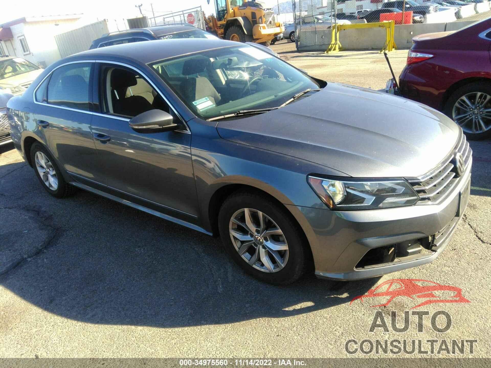 VOLKSWAGEN PASSAT 2017 - 1VWAT7A30HC001654