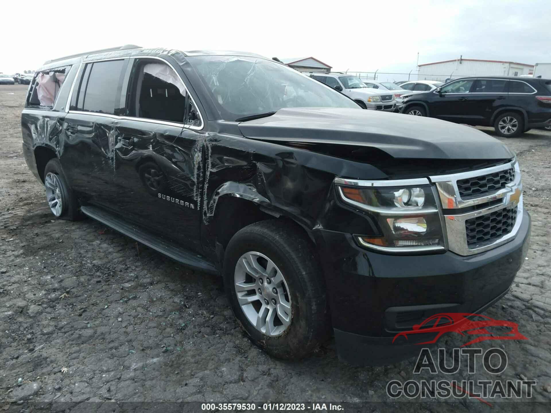 CHEVROLET SUBURBAN 2019 - 1GNSKHKC1KR121778