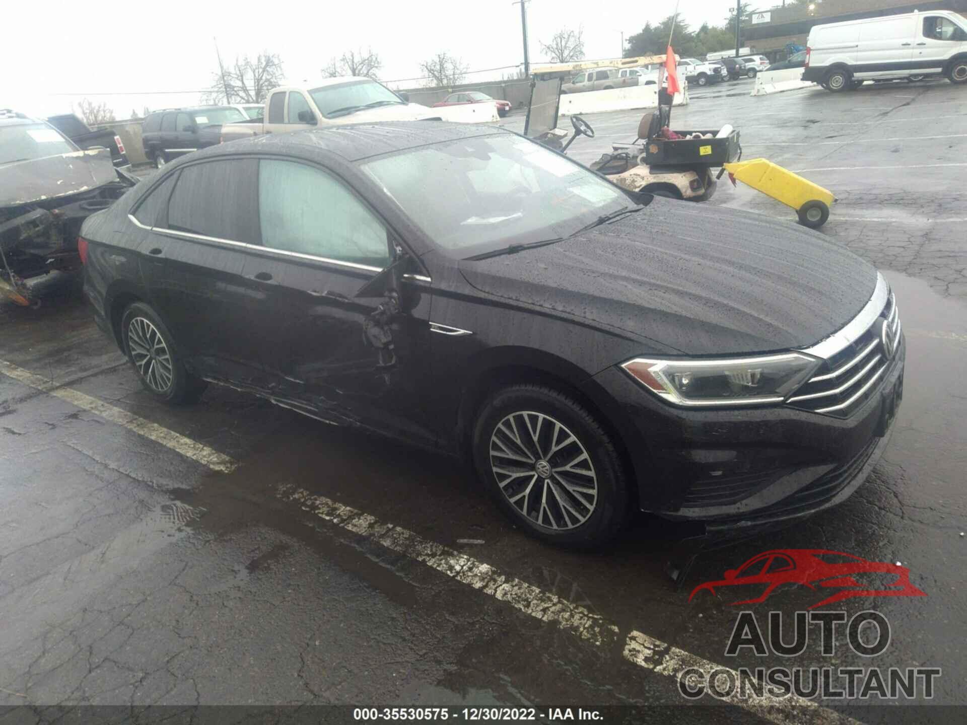 VOLKSWAGEN JETTA 2019 - 3VWE57BUXKM039093