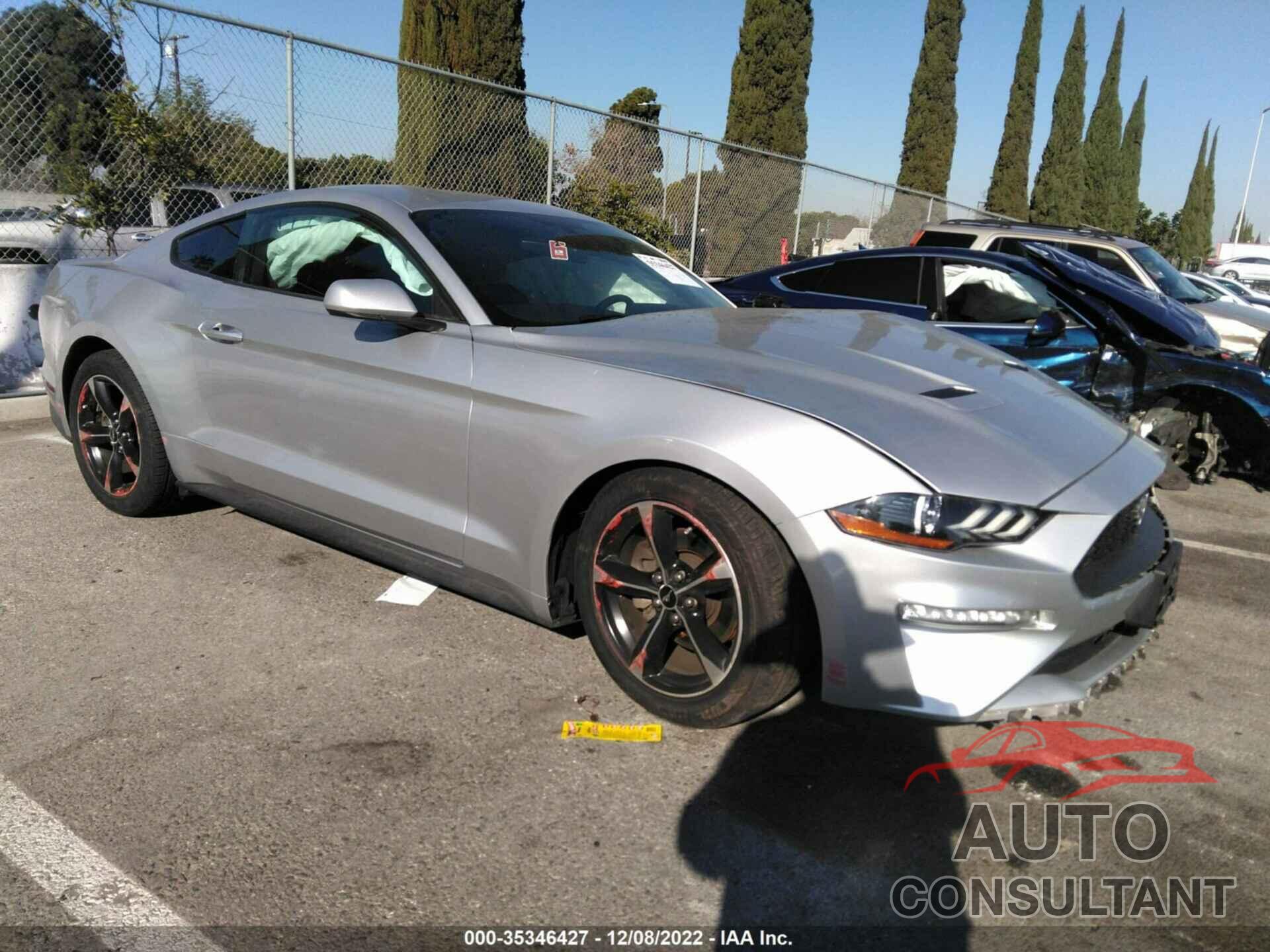 FORD MUSTANG 2018 - 1FA6P8TH5J5163887