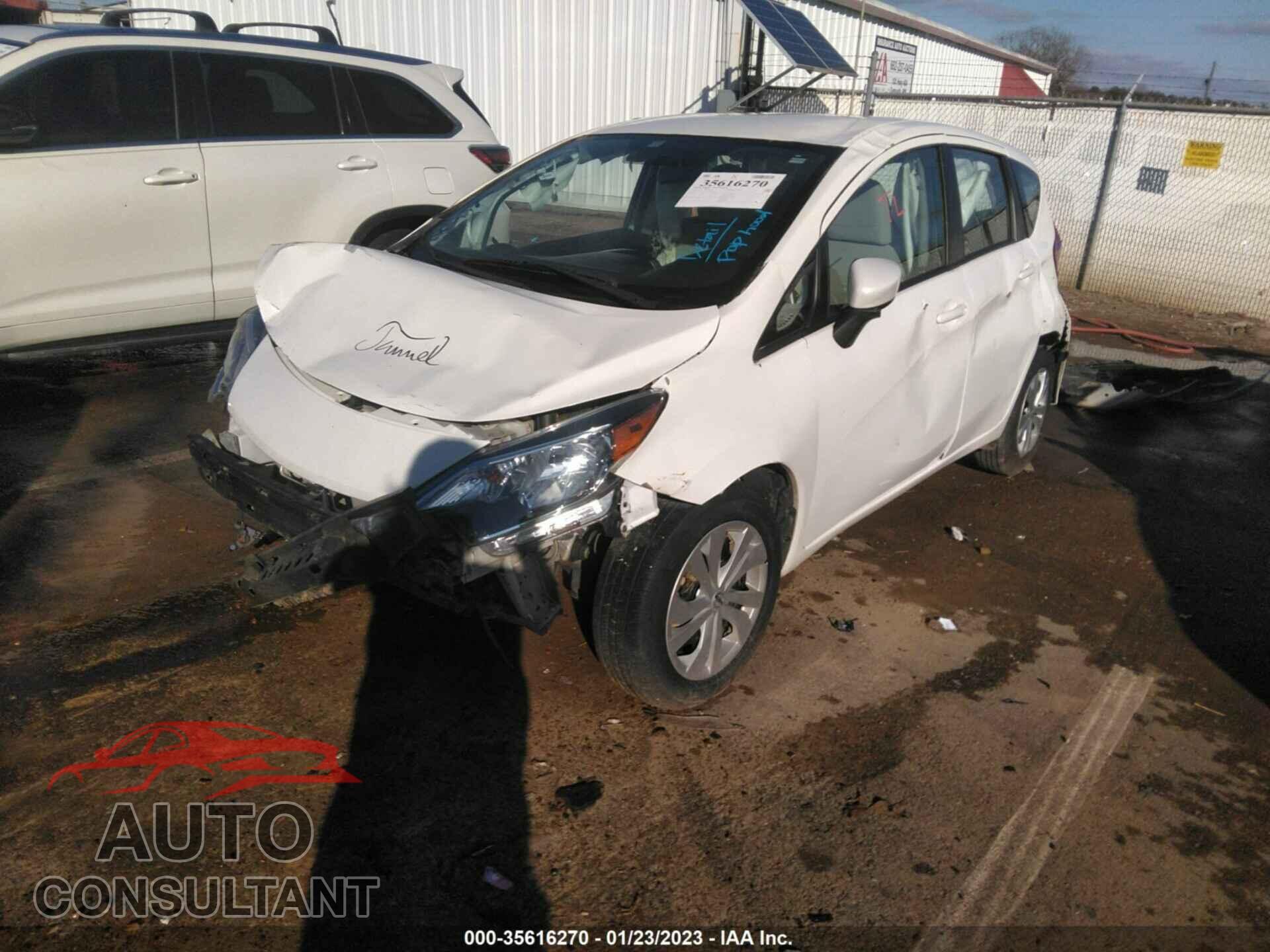 NISSAN VERSA NOTE 2017 - 3N1CE2CP0HL371115