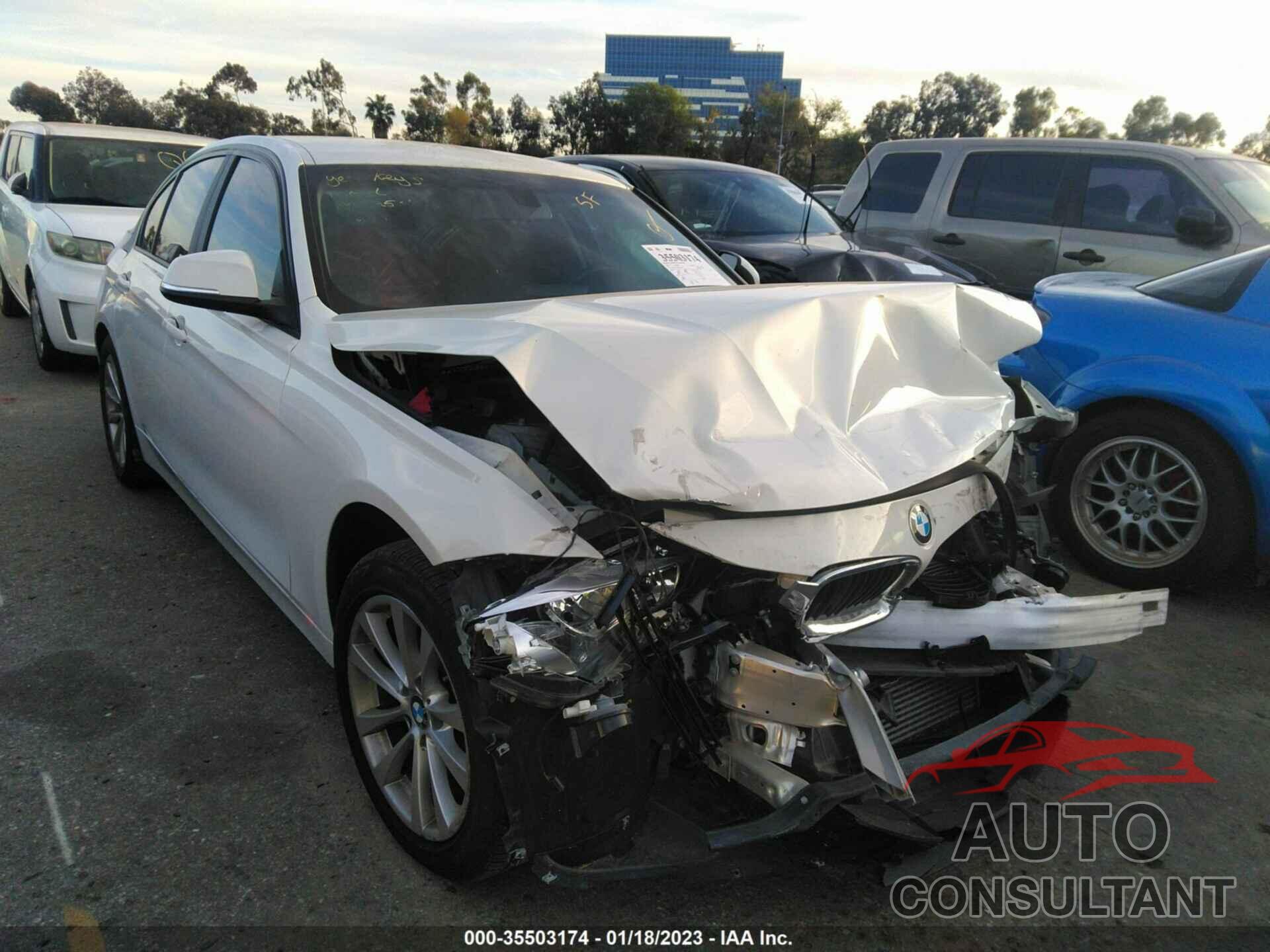 BMW 3 SERIES 2016 - WBA8E1G56GNT99566