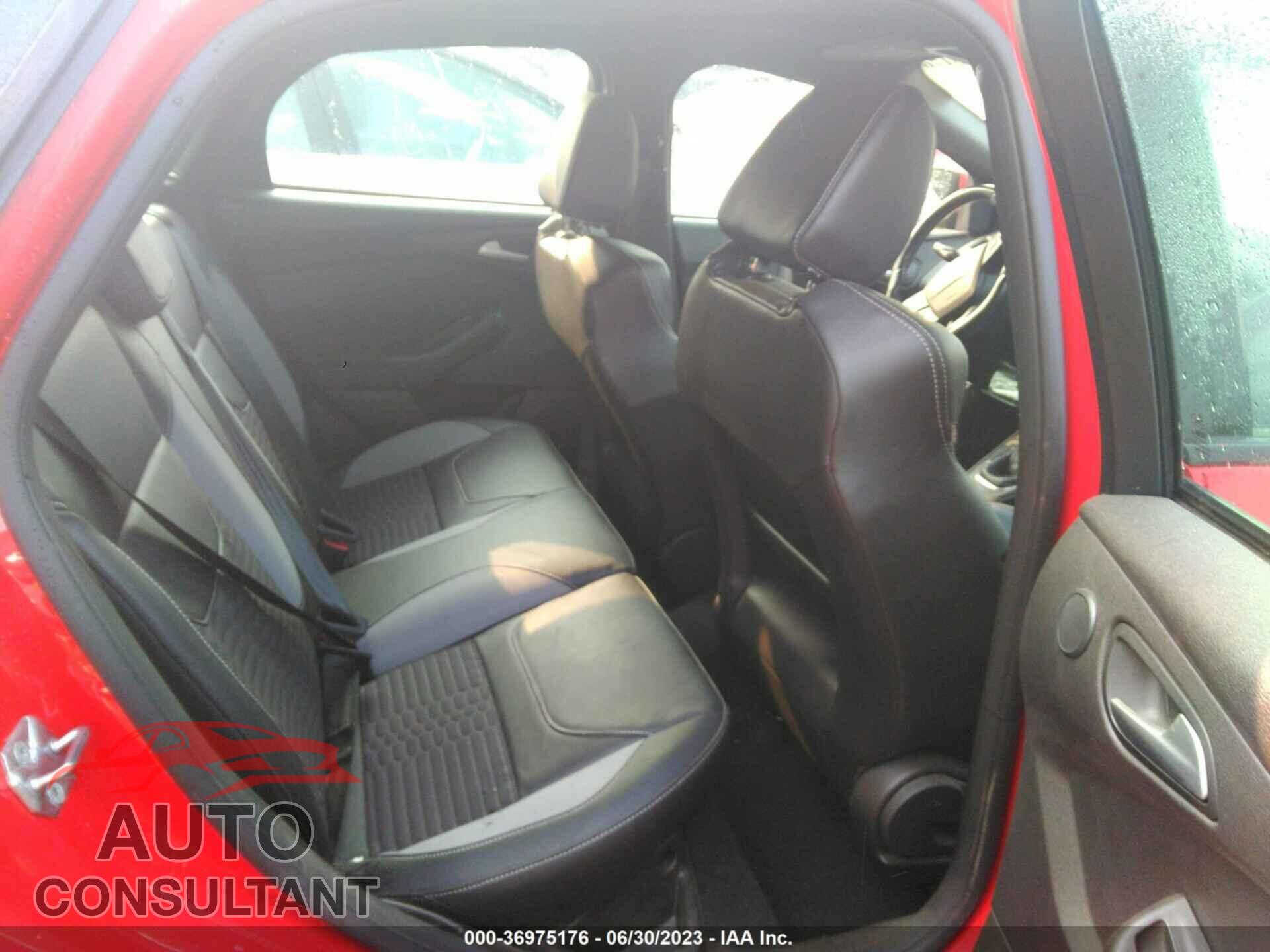 FORD FOCUS ST 2017 - 1FADP3L96HL242560