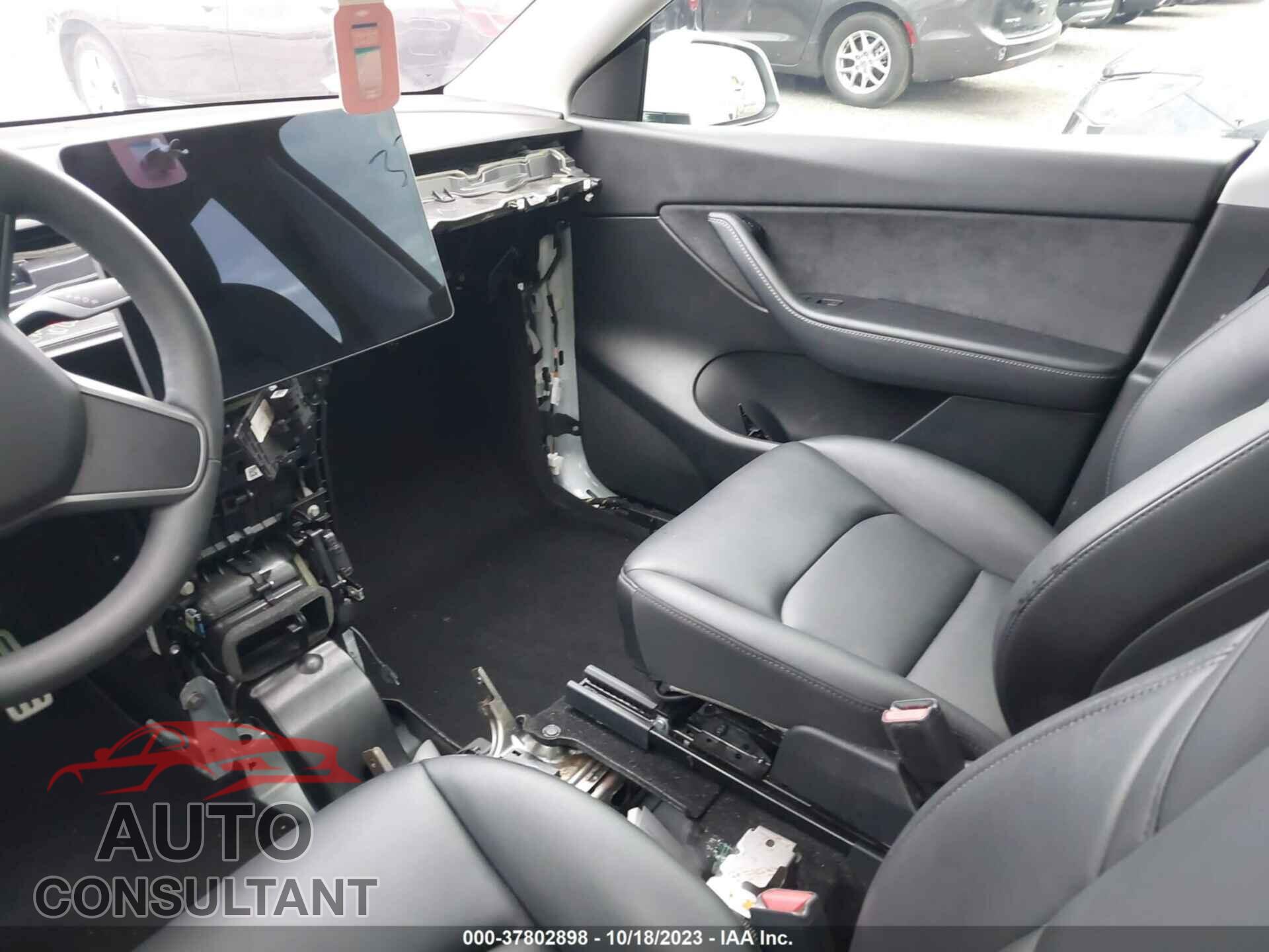 TESLA MODEL Y 2022 - 7SAYGDEF9NF413405