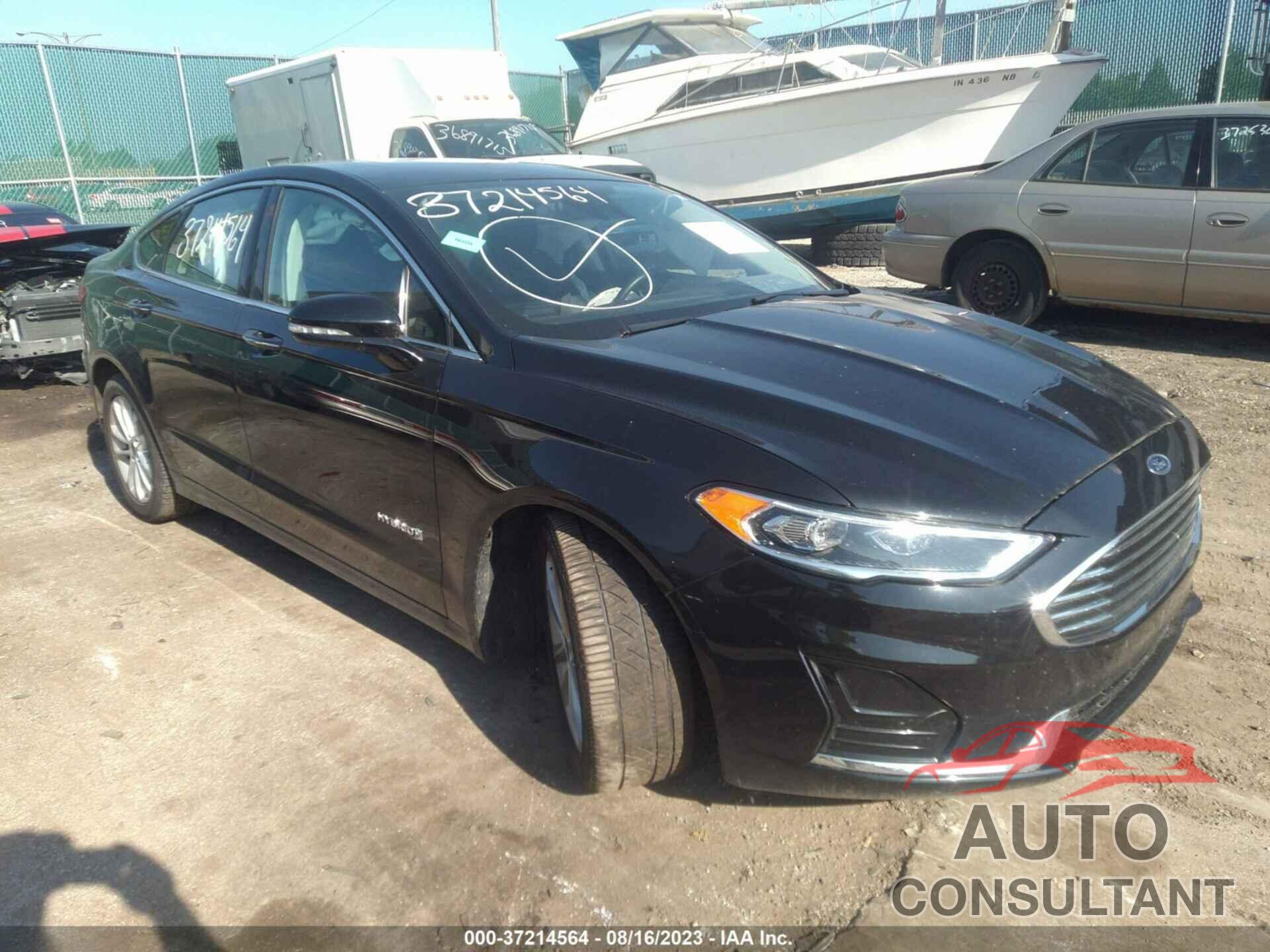 FORD FUSION HYBRID 2019 - 3FA6P0MU1KR130820