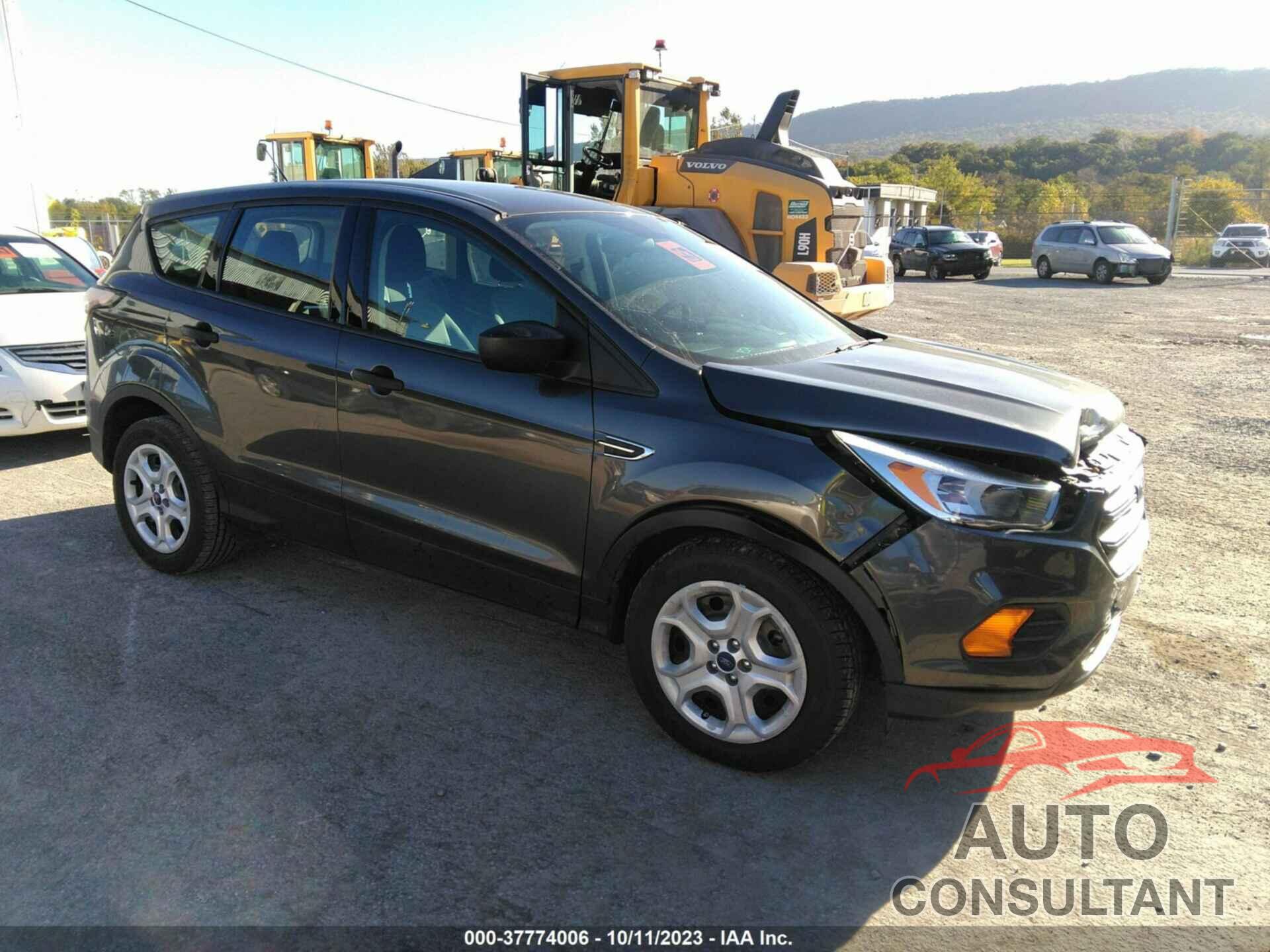 FORD ESCAPE 2017 - 1FMCU0F73HUA89441