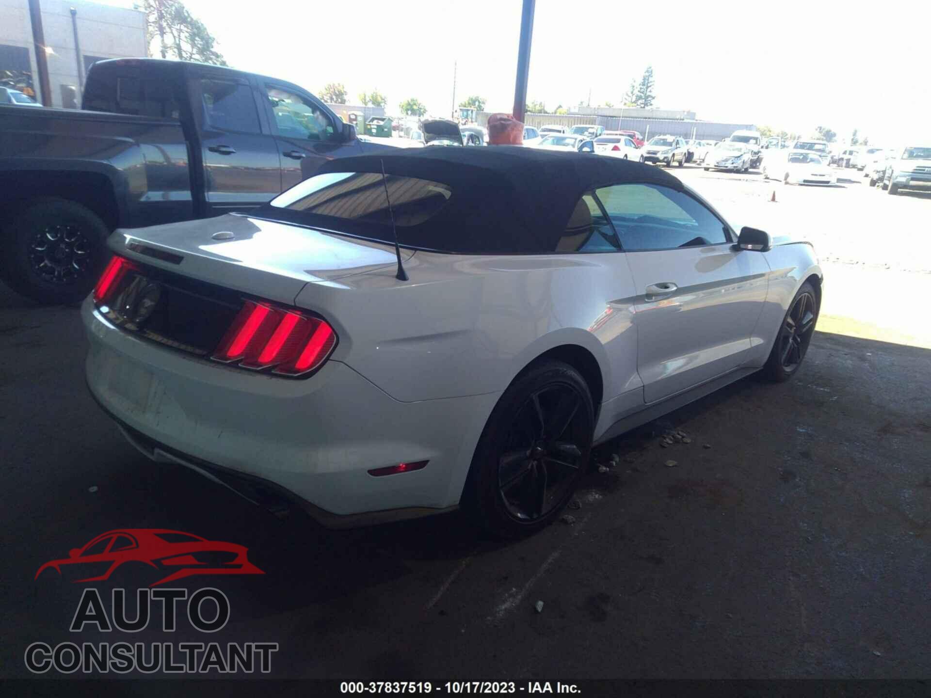 FORD MUSTANG 2015 - 1FATP8UH3F5367869