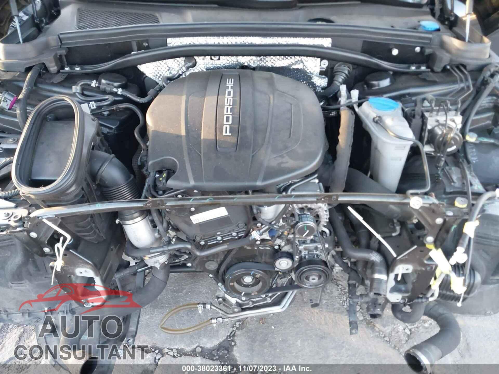 PORSCHE MACAN 2018 - WP1AA2A52JLB08075