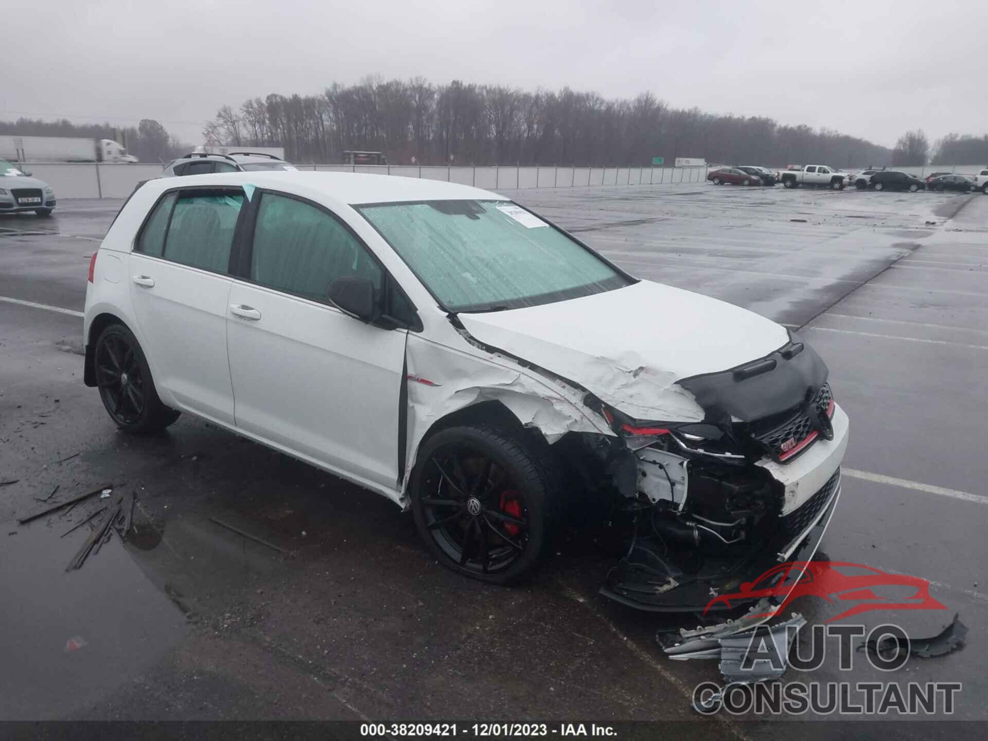 VOLKSWAGEN GOLF GTI 2019 - 3VW6T7AU7KM019587