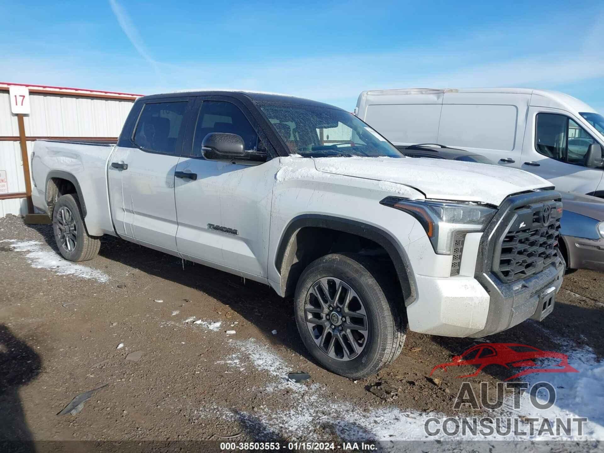 TOYOTA TUNDRA 2022 - 5TFJA5ECXNX005450