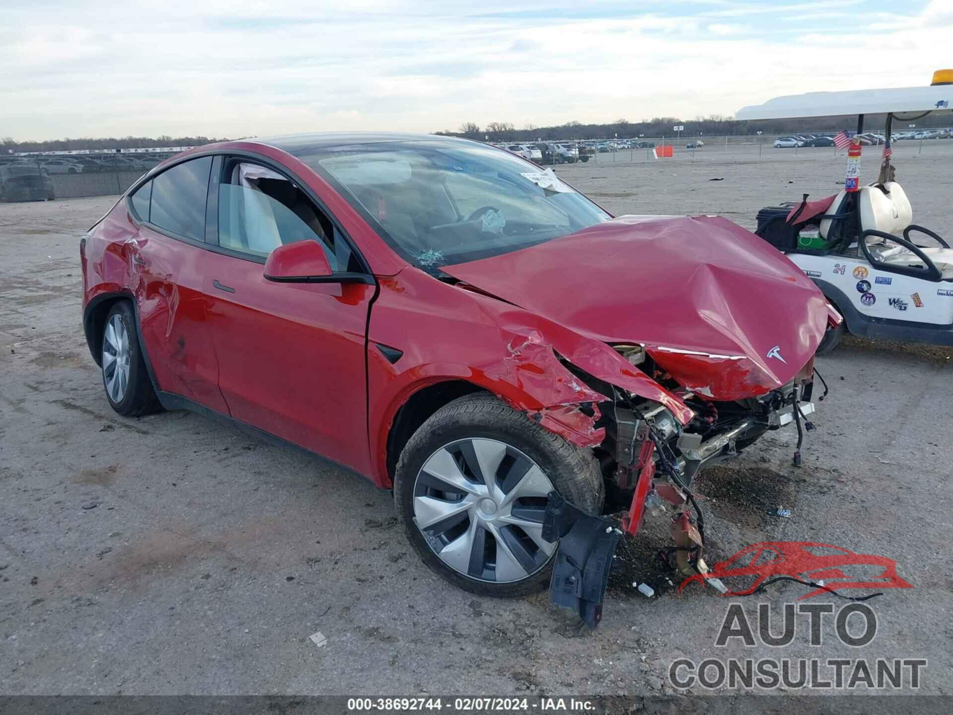 TESLA MODEL Y 2023 - 7SAYGDEE2PA136541