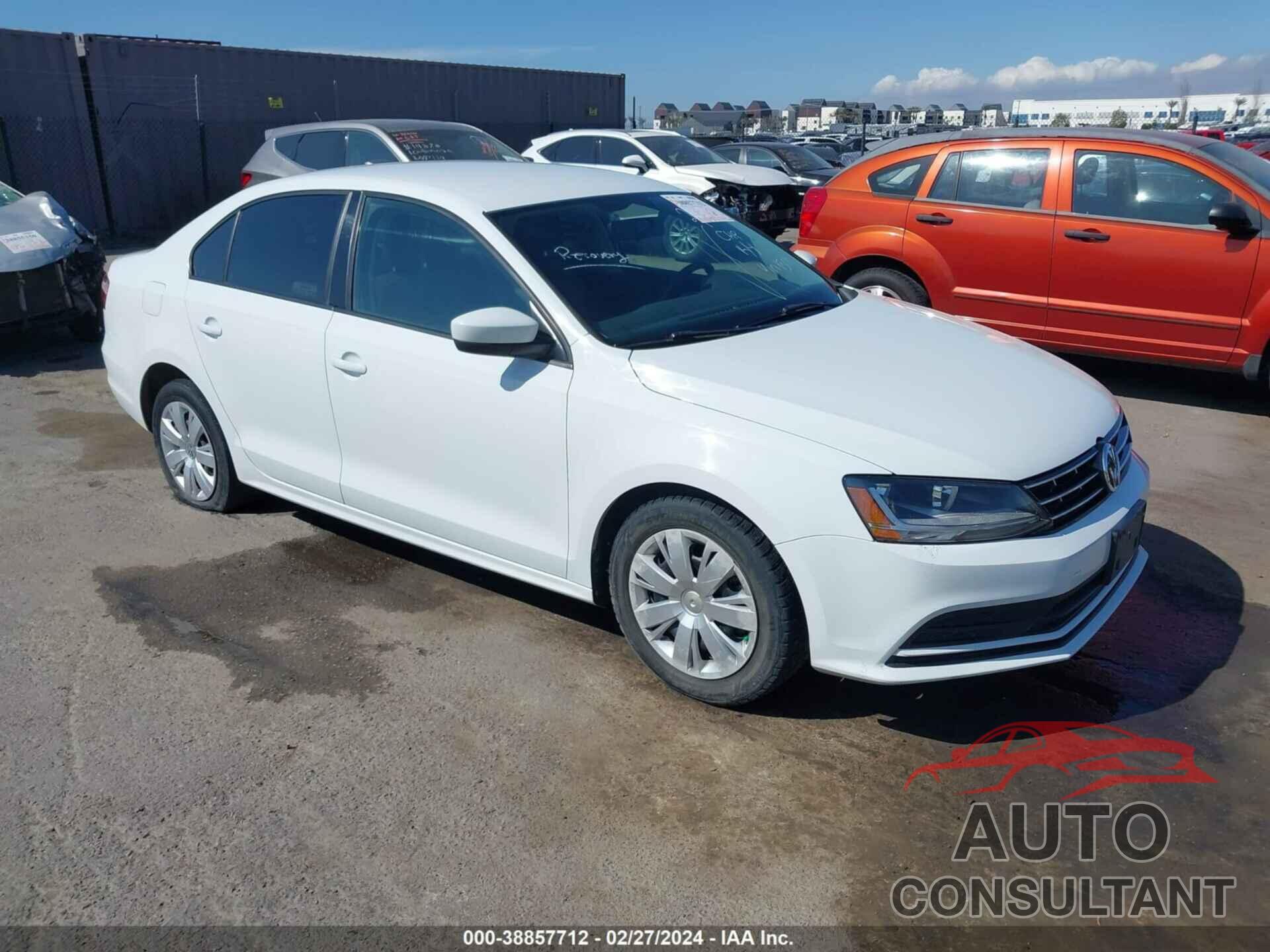 VOLKSWAGEN JETTA 2018 - 3VW2B7AJ0JM251504