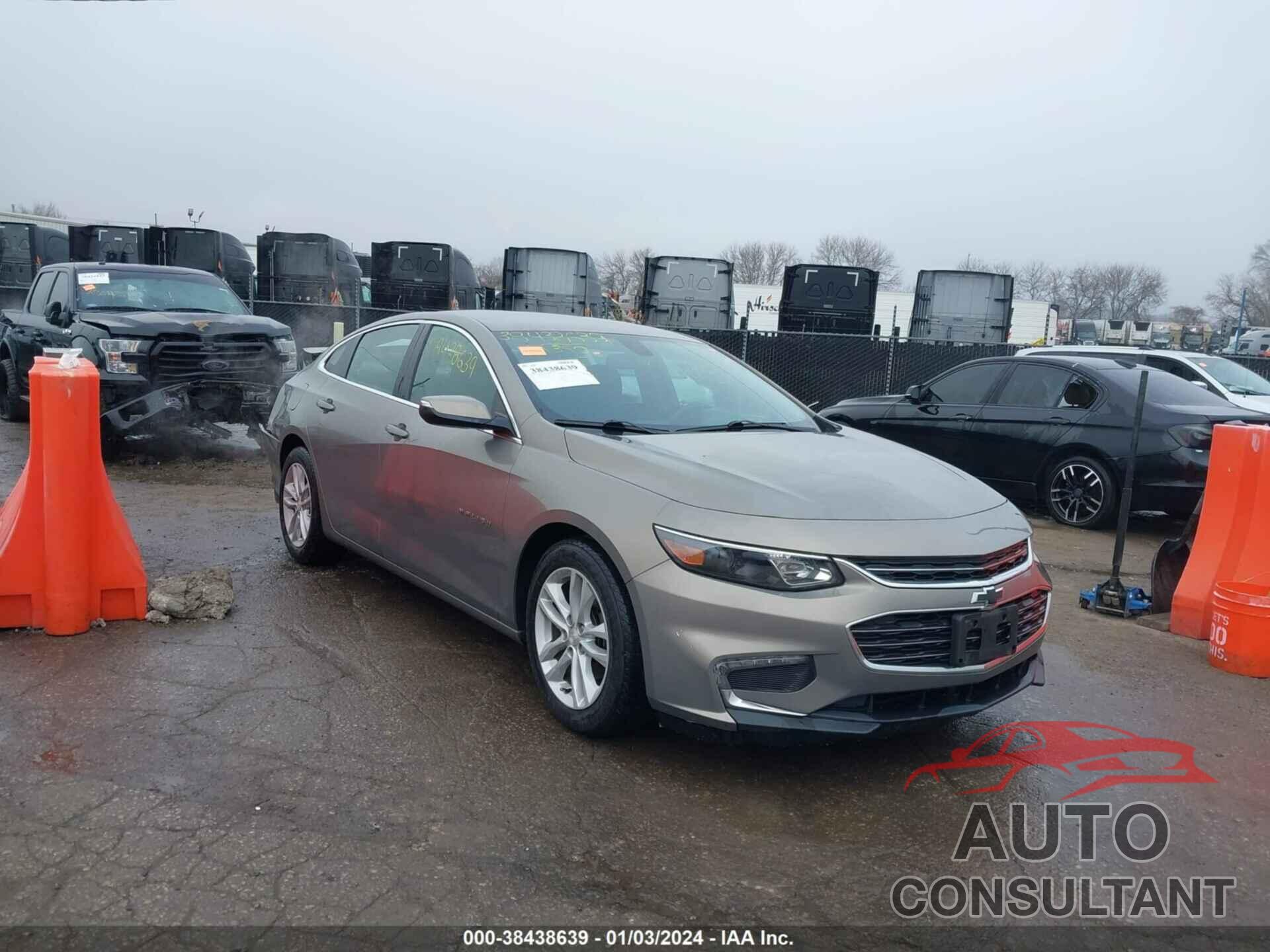 CHEVROLET MALIBU 2017 - 1G1ZE5ST4HF157609