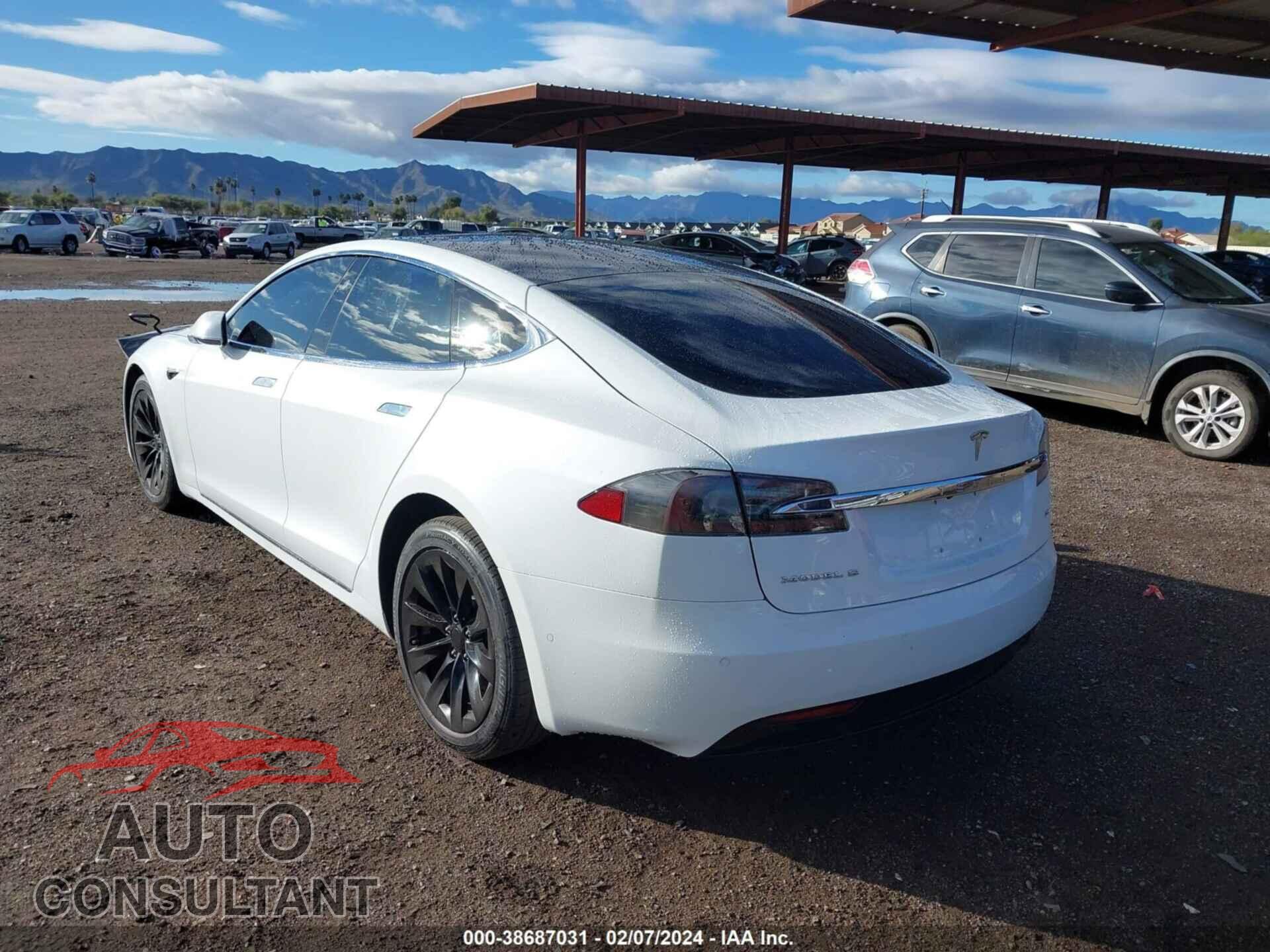 TESLA MODEL S 2017 - 5YJSA1E14HF203094
