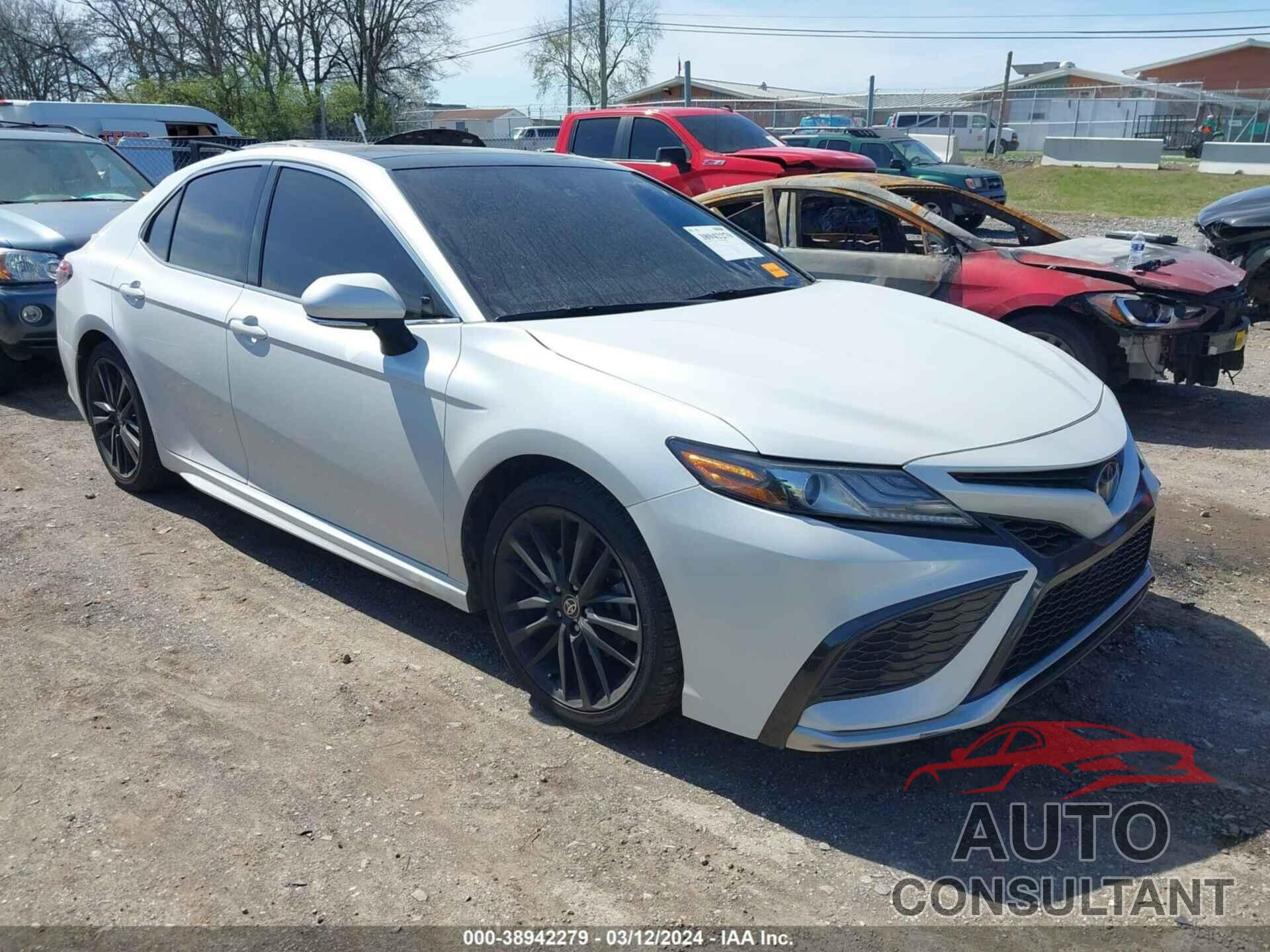 TOYOTA CAMRY 2021 - 4T1K61AK0MU516284