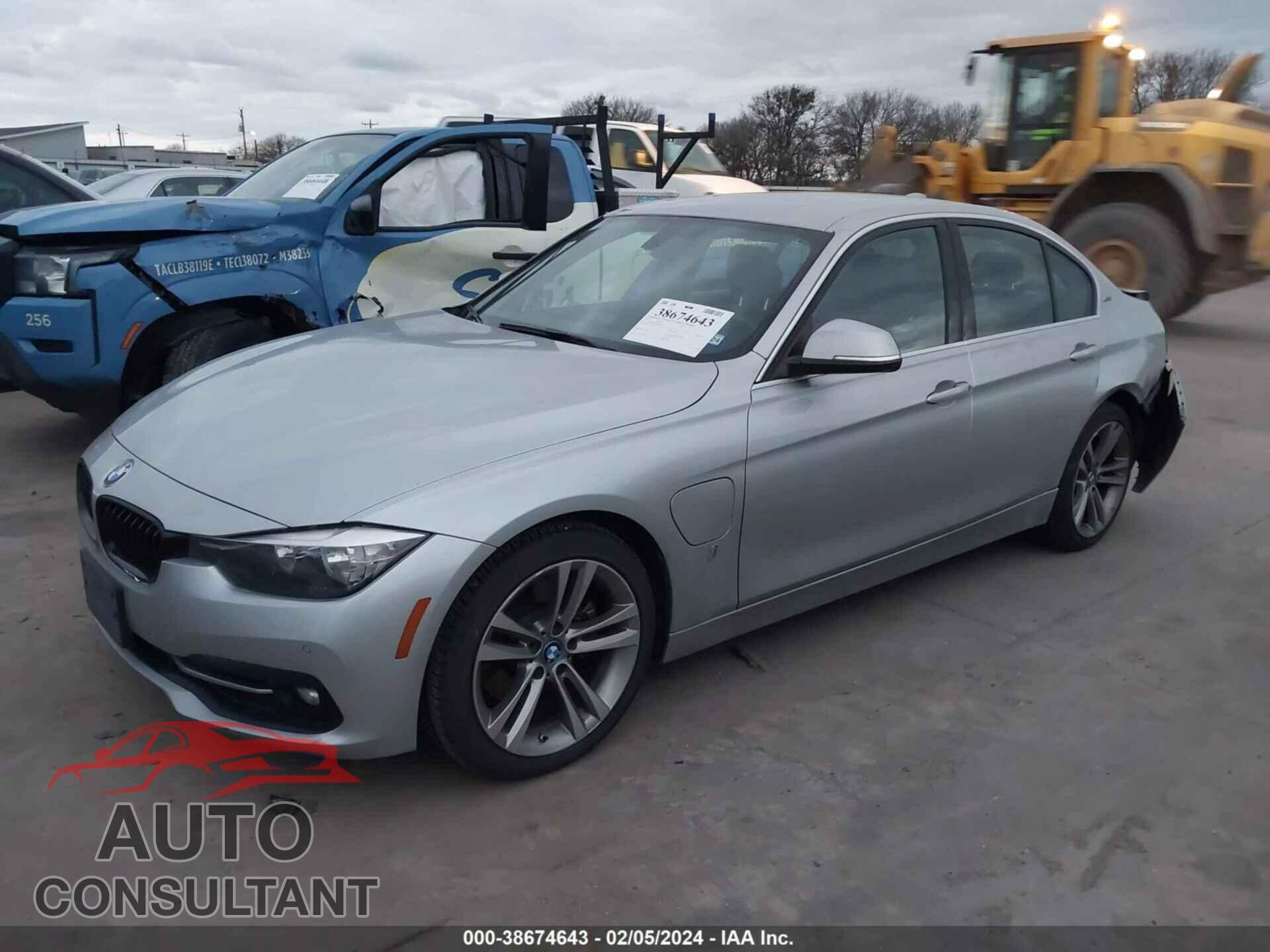 BMW 330E 2017 - WBA8E1C39HA029256