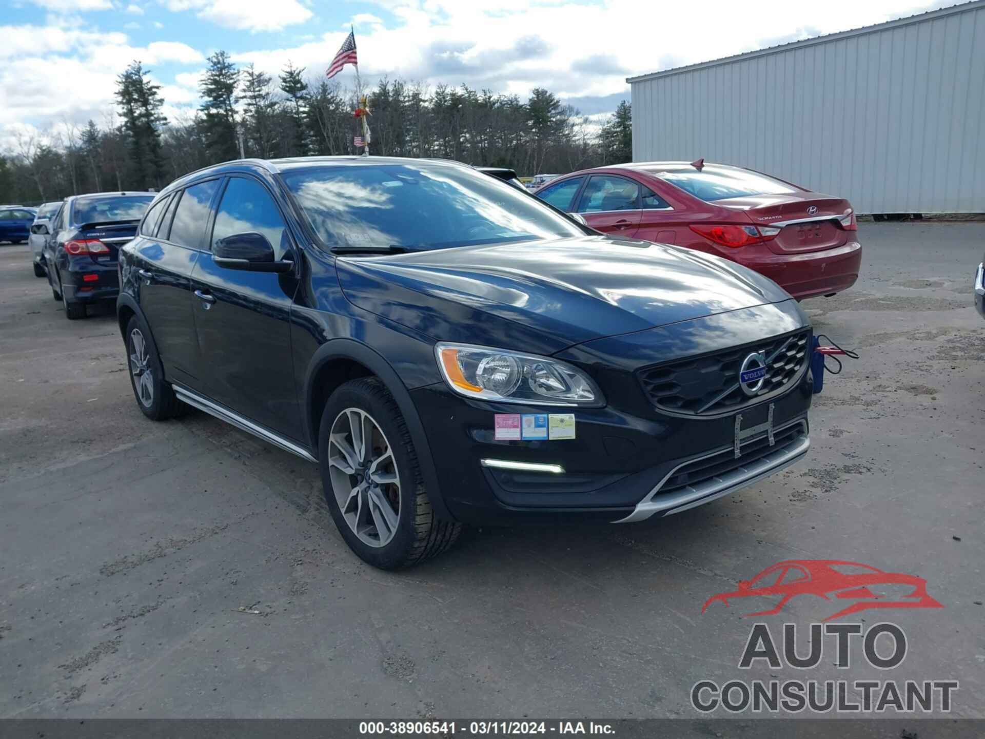 VOLVO V60 CROSS COUNTRY 2018 - YV440MWK0J2054533