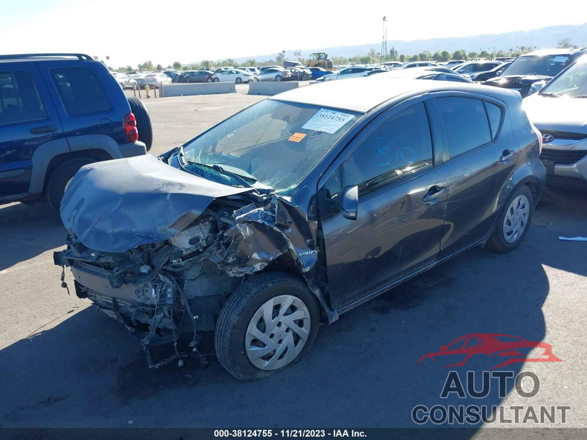 TOYOTA PRIUS C 2016 - JTDKDTB31G1132436