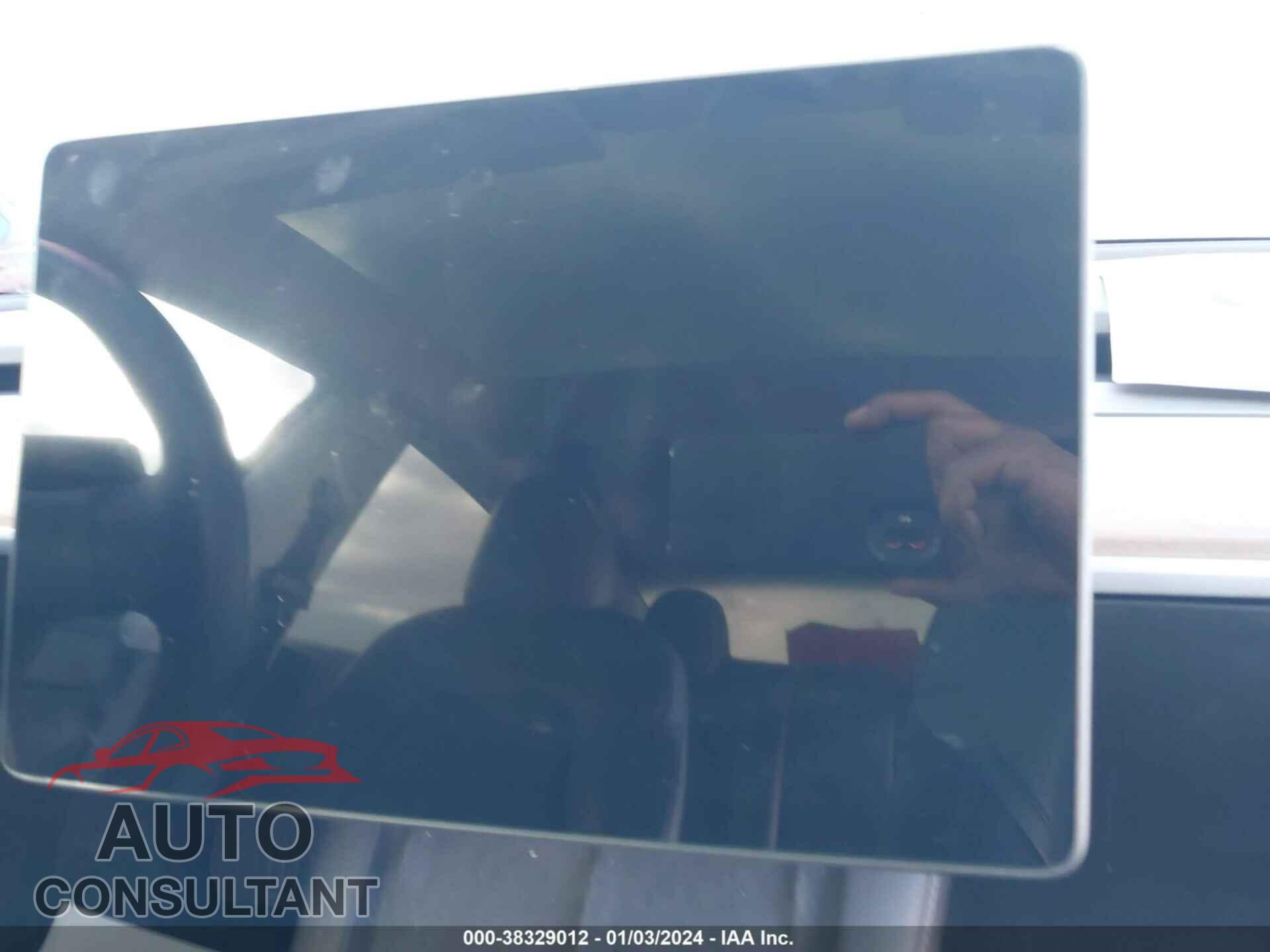 TESLA MODEL 3 2021 - 5YJ3E1EA5MF017566