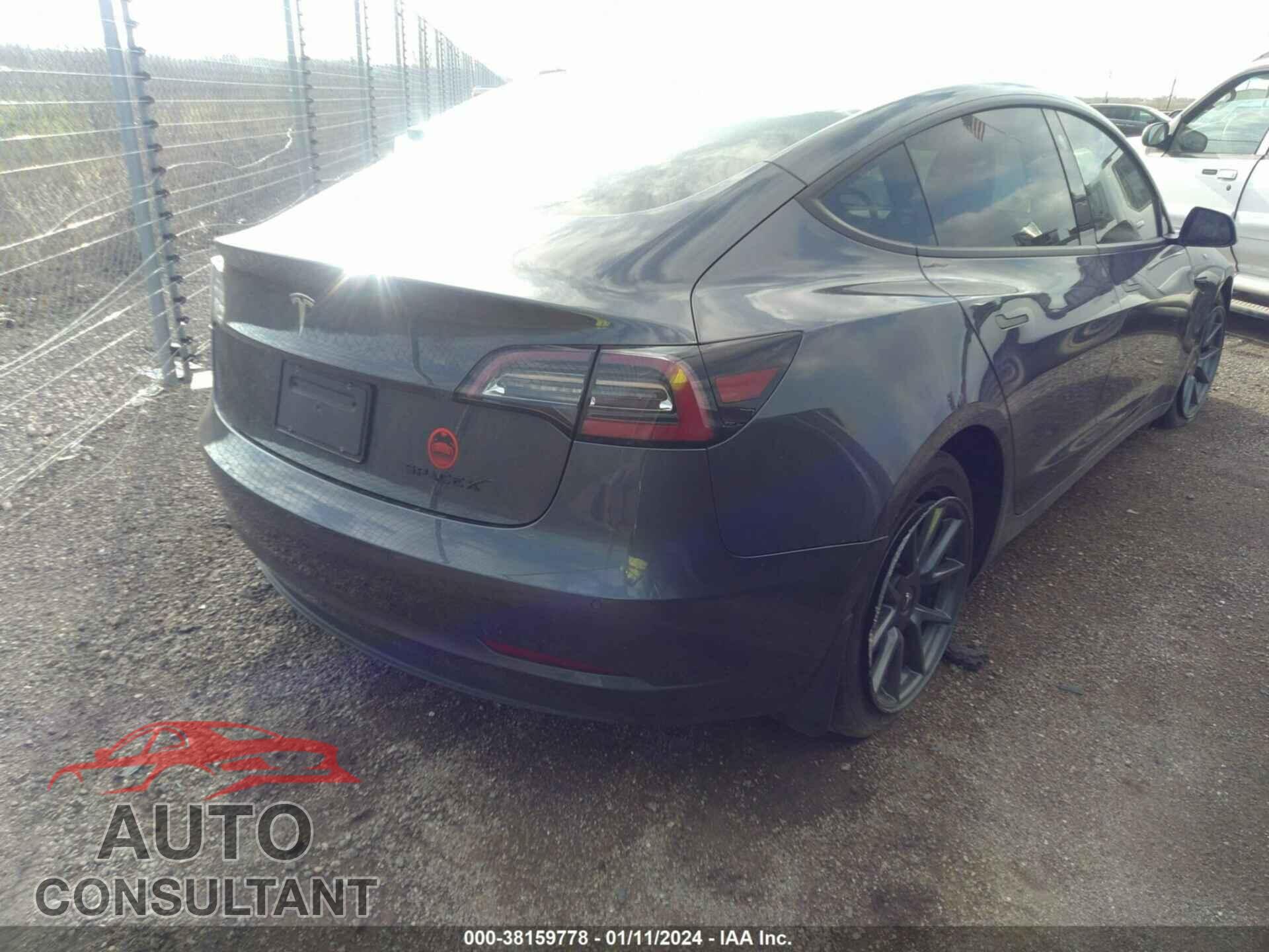 TESLA MODEL 3 2021 - 5YJ3E1EA6MF921359