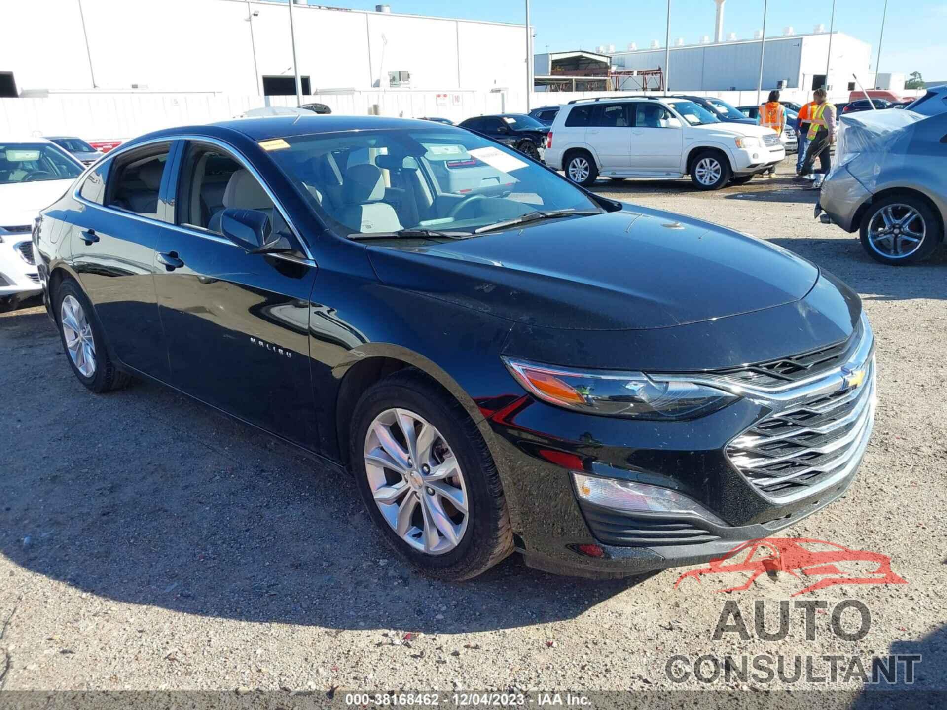 CHEVROLET MALIBU 2021 - 1G1ZD5ST5MF026508
