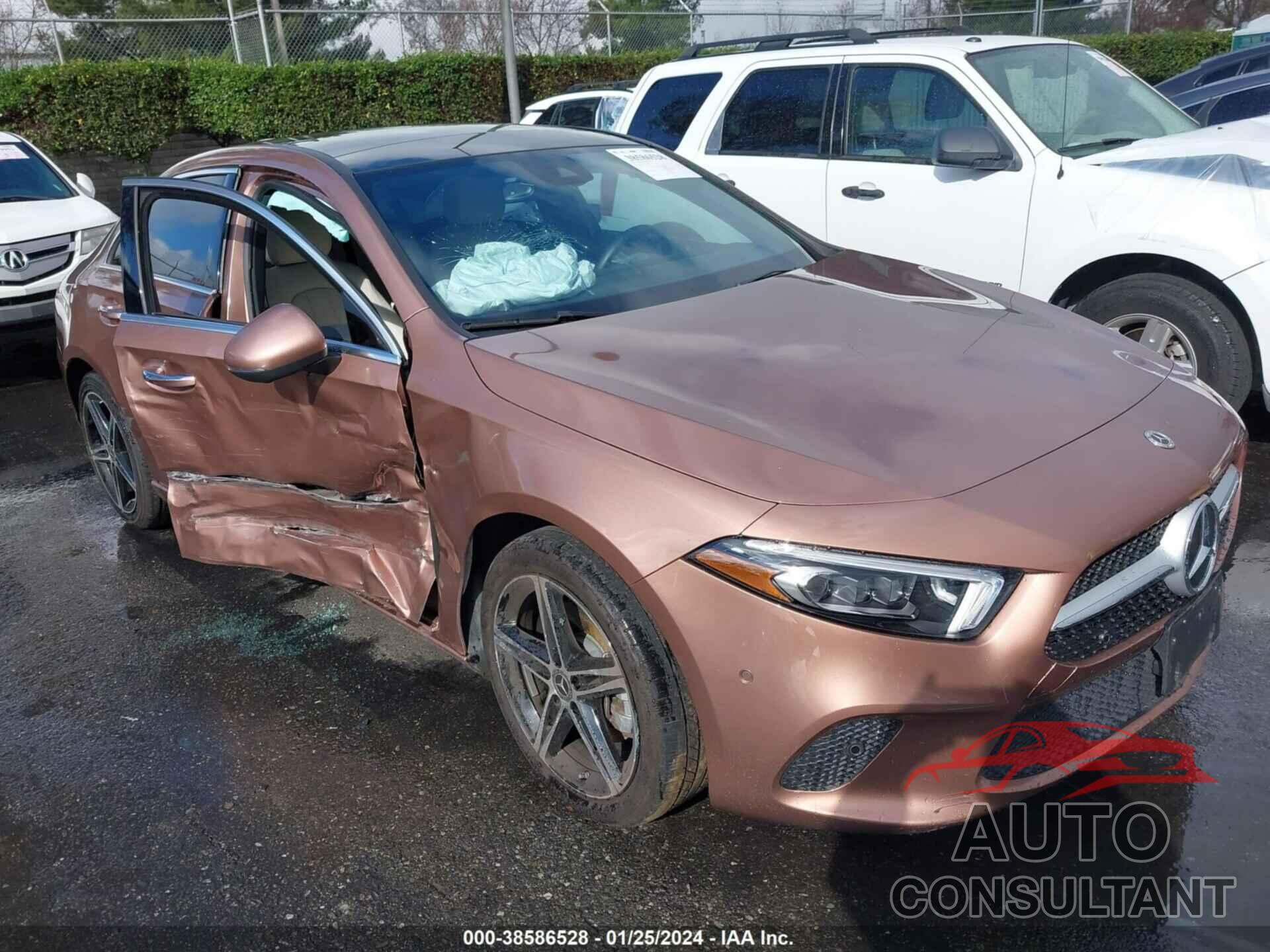 MERCEDES-BENZ A 220 2022 - W1K3G4EB6NJ350248