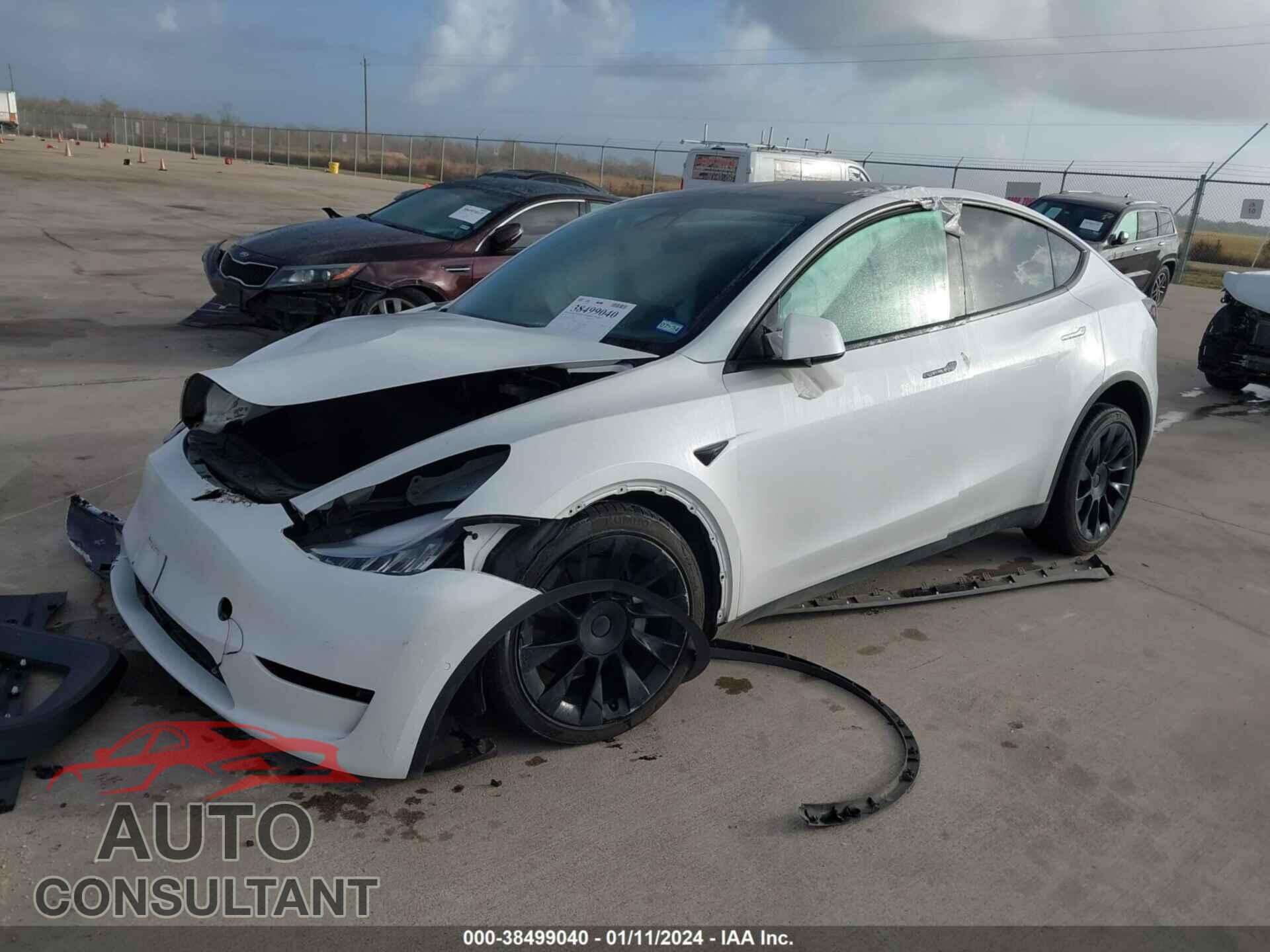 TESLA MODEL Y 2021 - 5YJYGDEE4MF210828