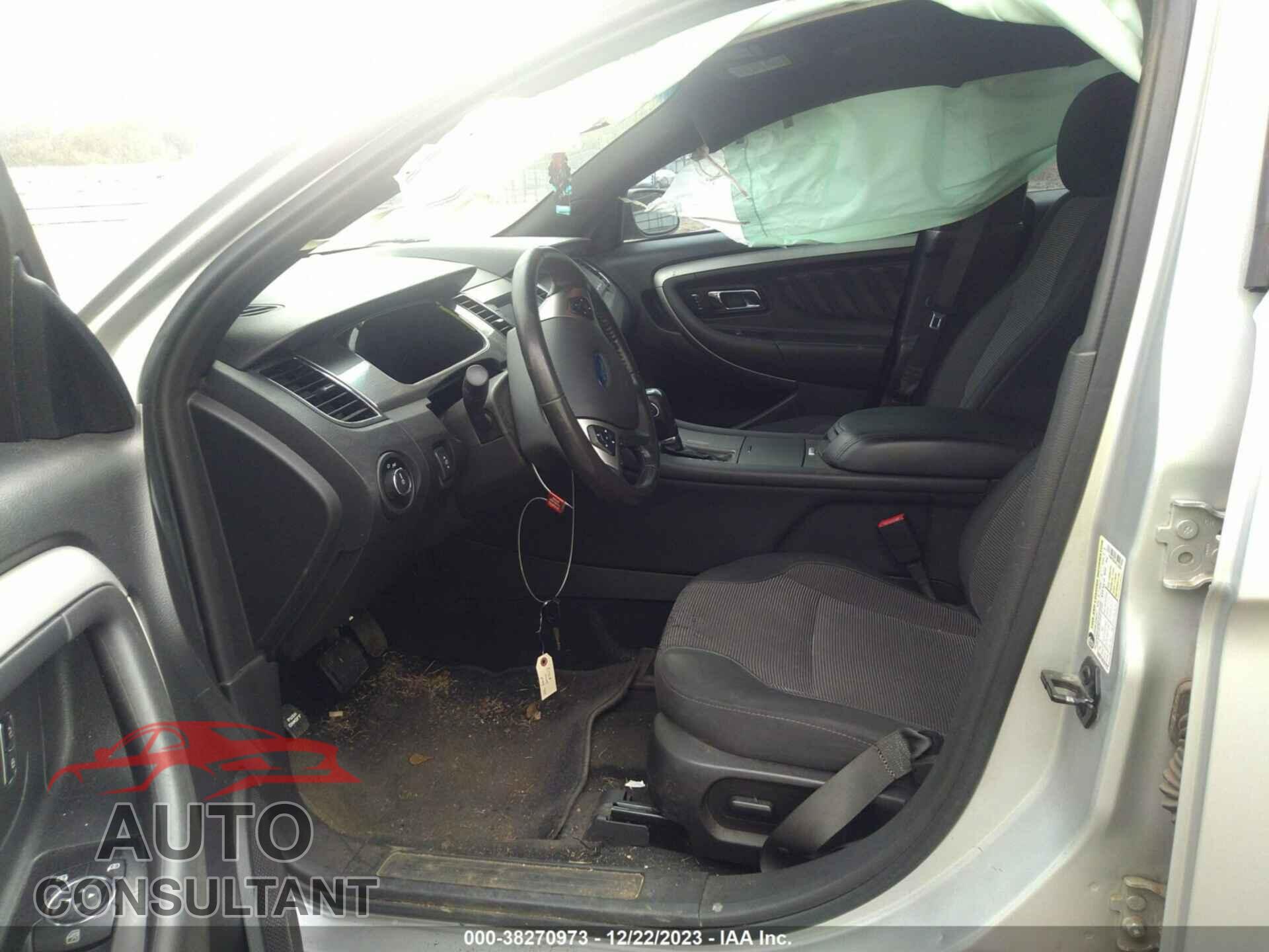FORD TAURUS 2016 - 1FAHP2E83GG132654