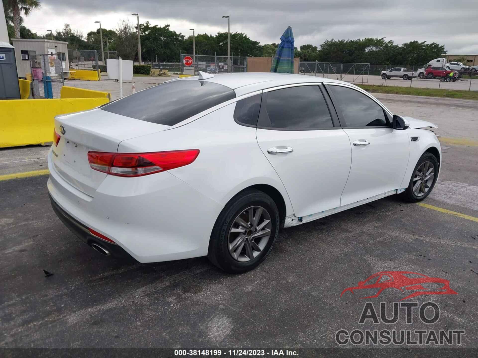 KIA OPTIMA 2018 - 5XXGT4L39JG215587