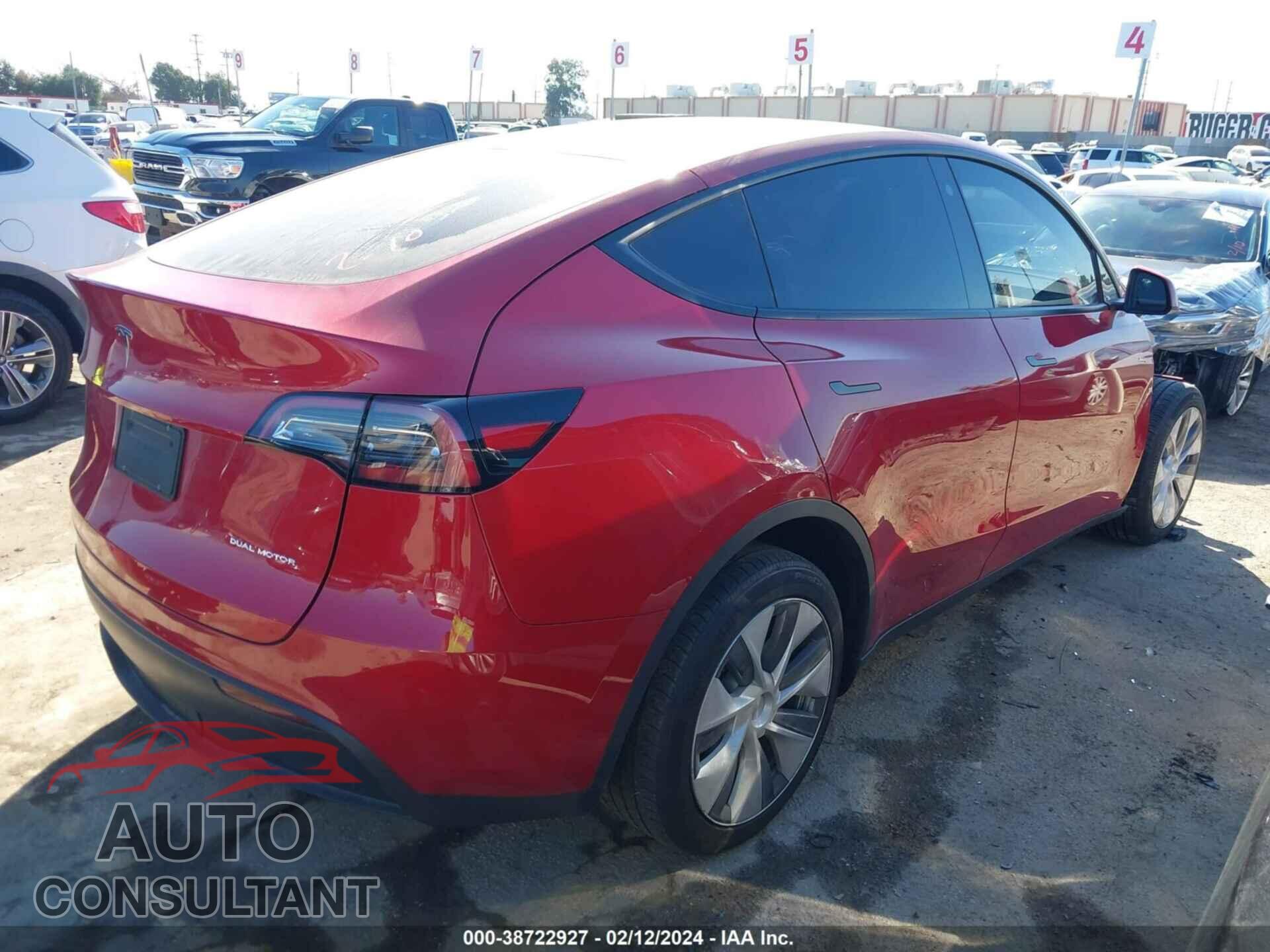 TESLA MODEL Y 2023 - 7SAYGDEE5PA107907