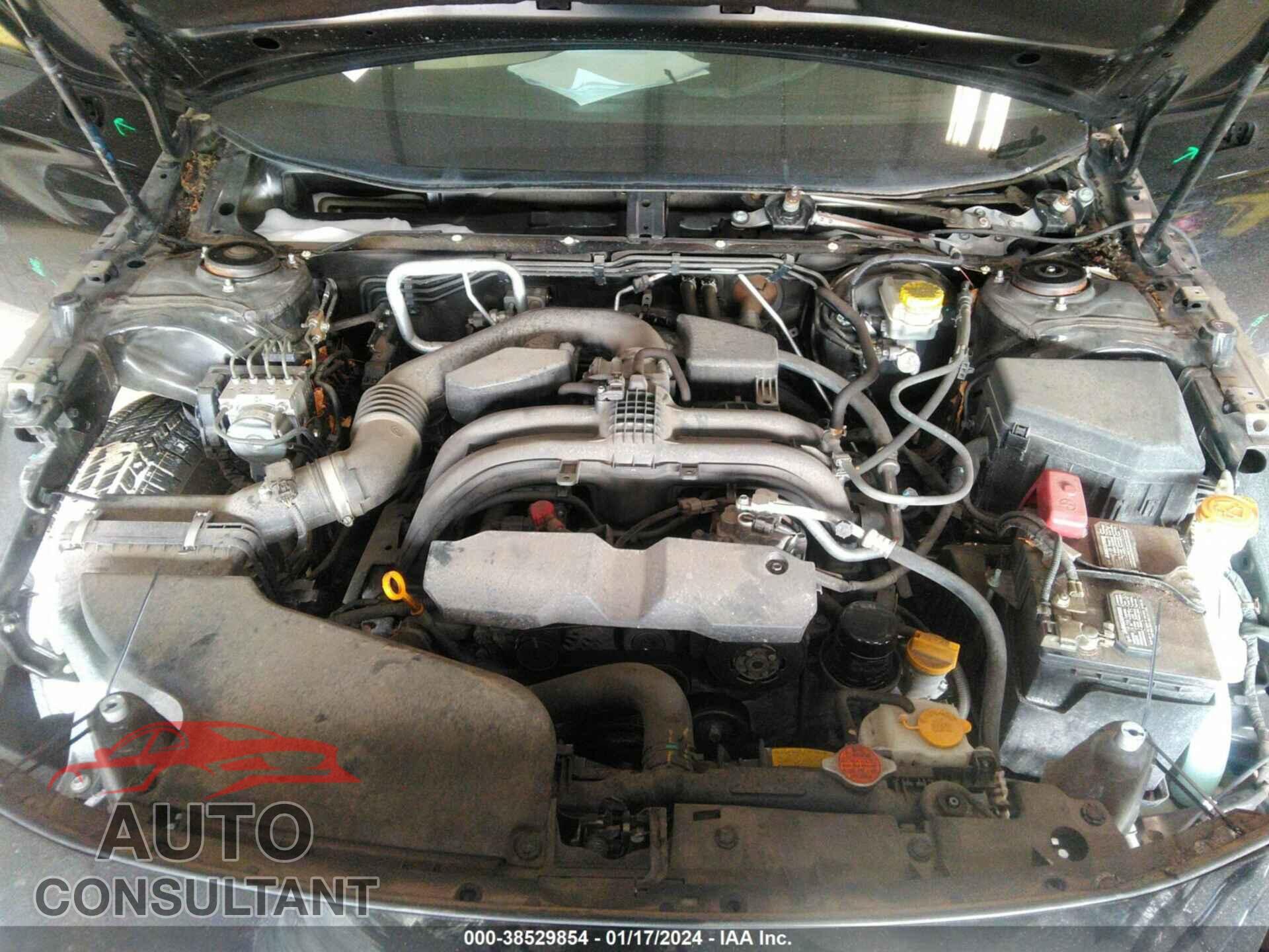 SUBARU OUTBACK 2018 - 4S4BSAAC2J3221354