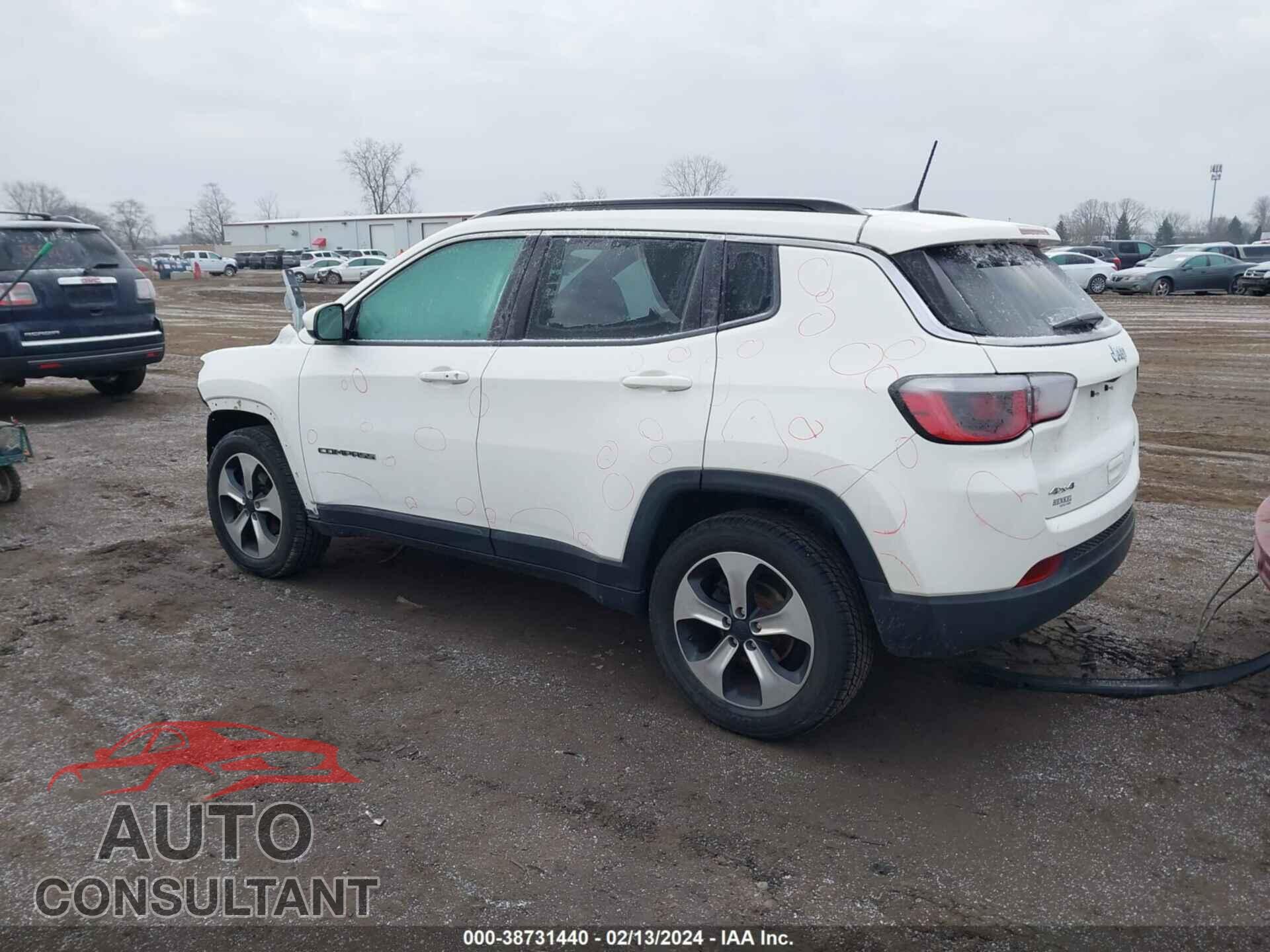 JEEP COMPASS 2018 - 3C4NJDBB5JT144480