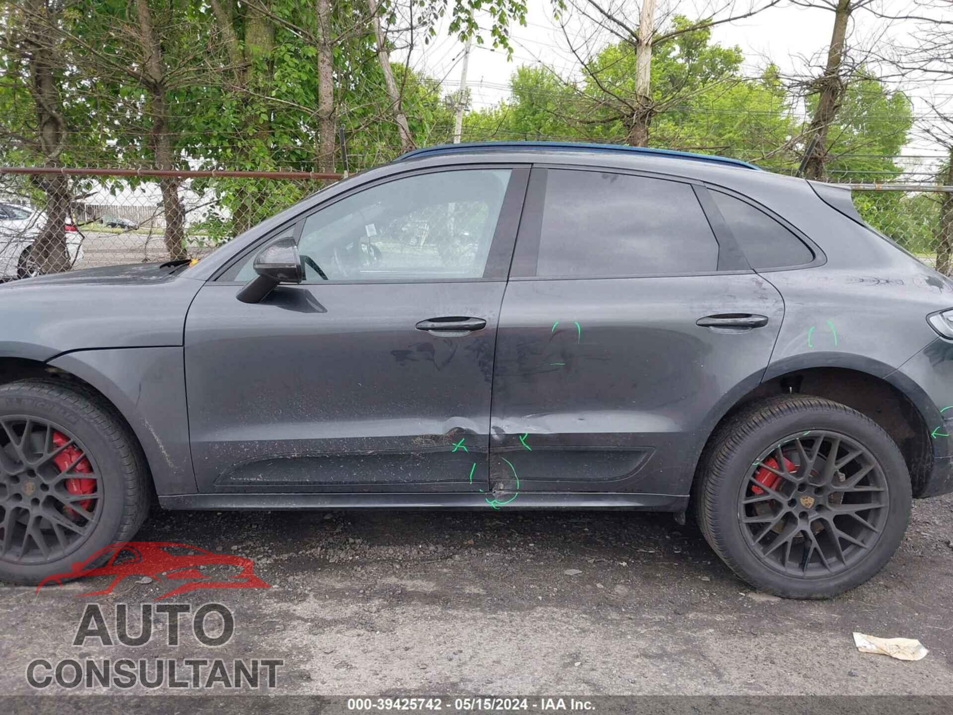PORSCHE MACAN 2021 - WP1AG2A56MLB50025