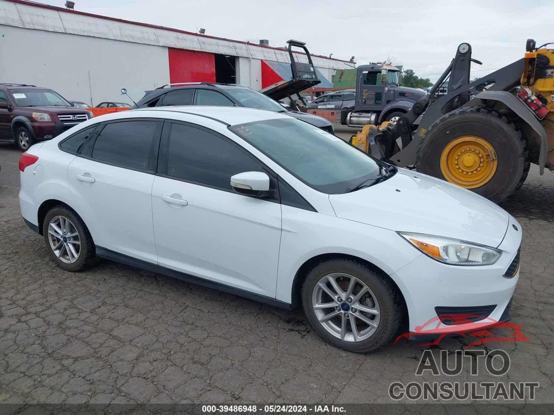 FORD FOCUS 2016 - 1FADP3F2XGL271900