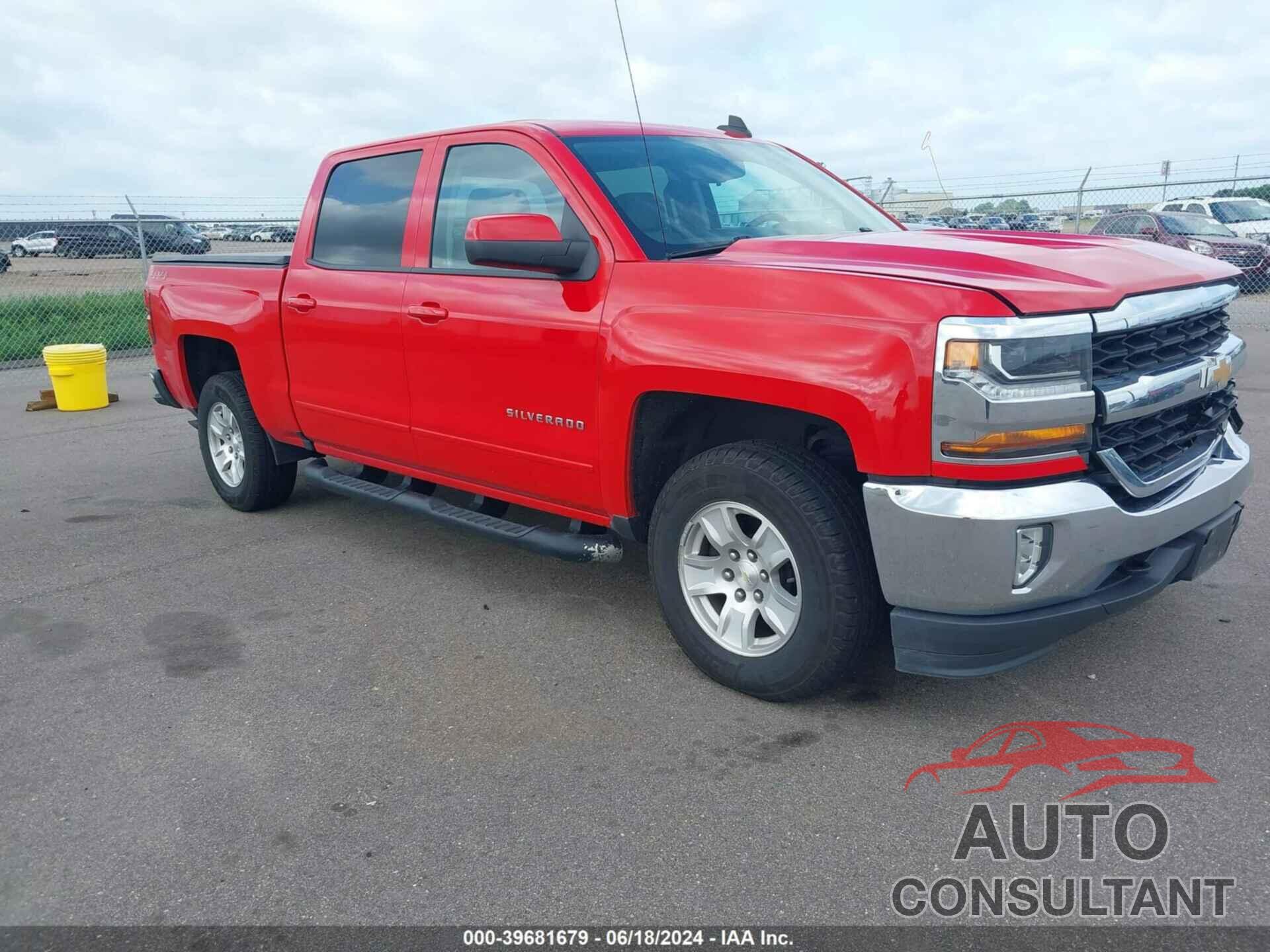CHEVROLET SILVERADO 1500 2018 - 3GCUKREC2JG218375