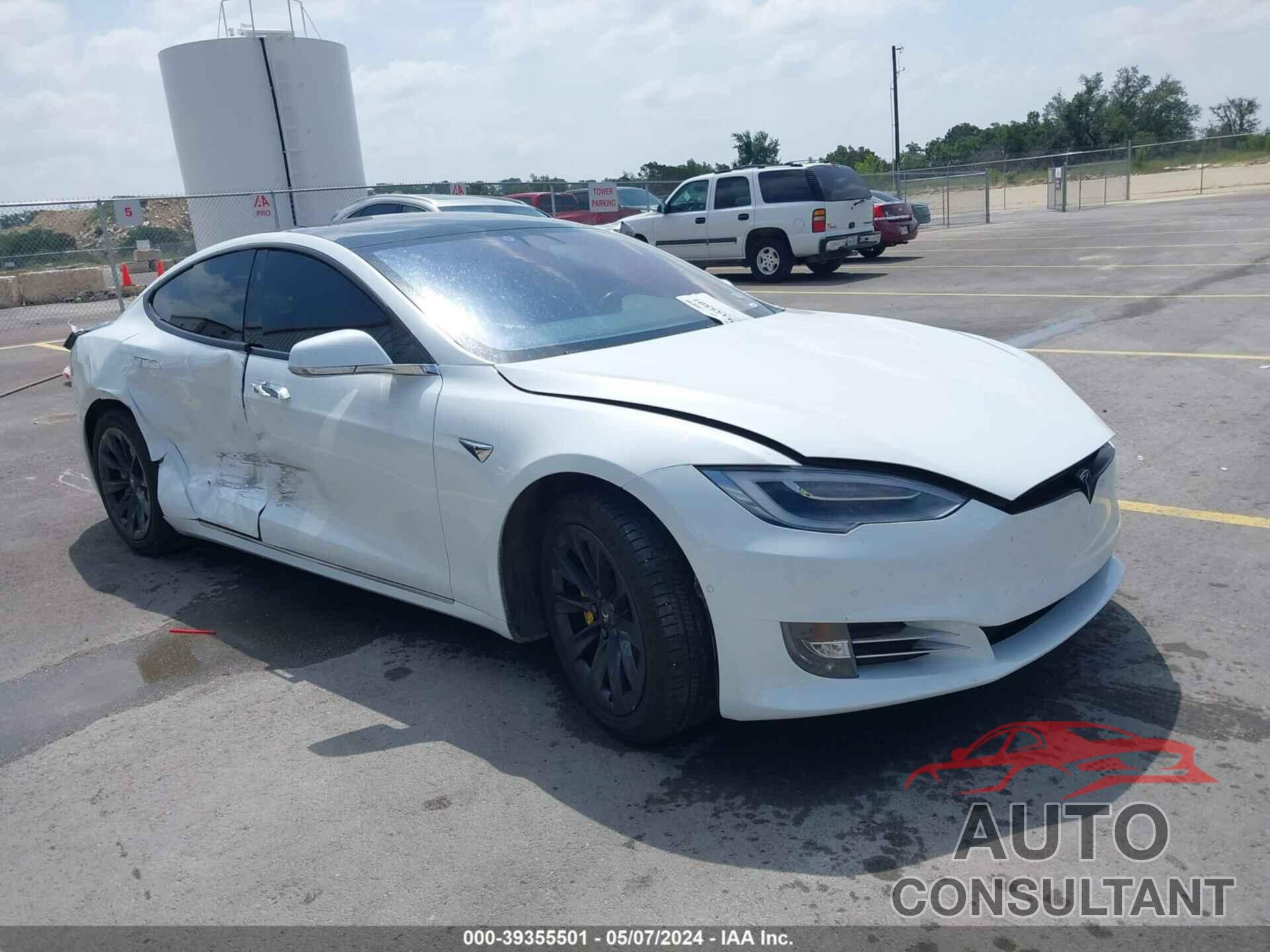 TESLA MODEL S 2018 - 5YJSA1E28JF257156