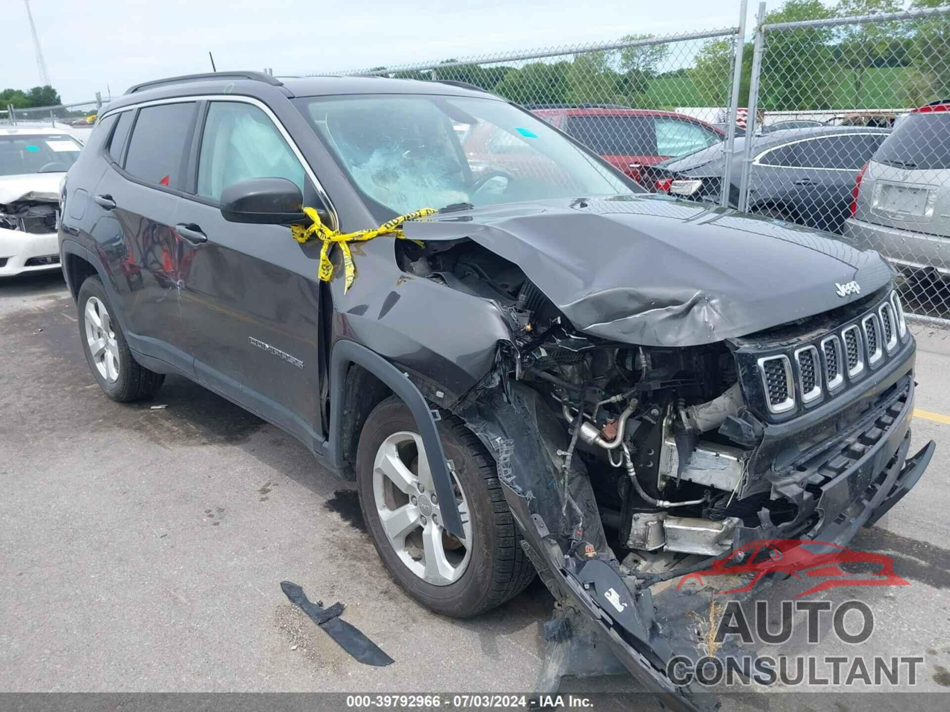 JEEP COMPASS 2018 - 3C4NJCBB3JT318735