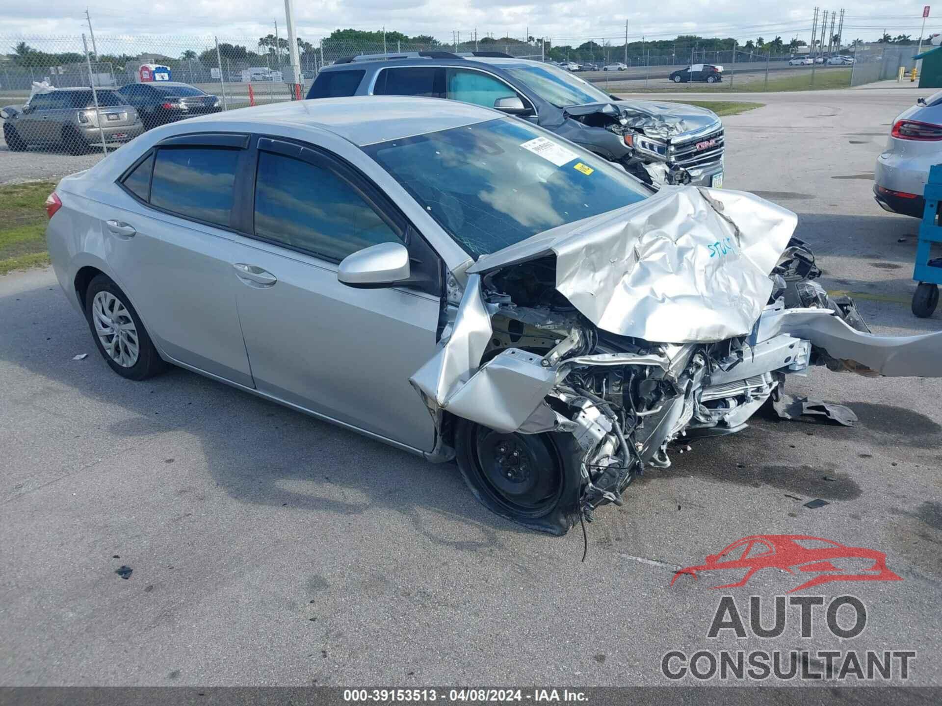 TOYOTA COROLLA 2018 - 2T1BURHE3JC046074