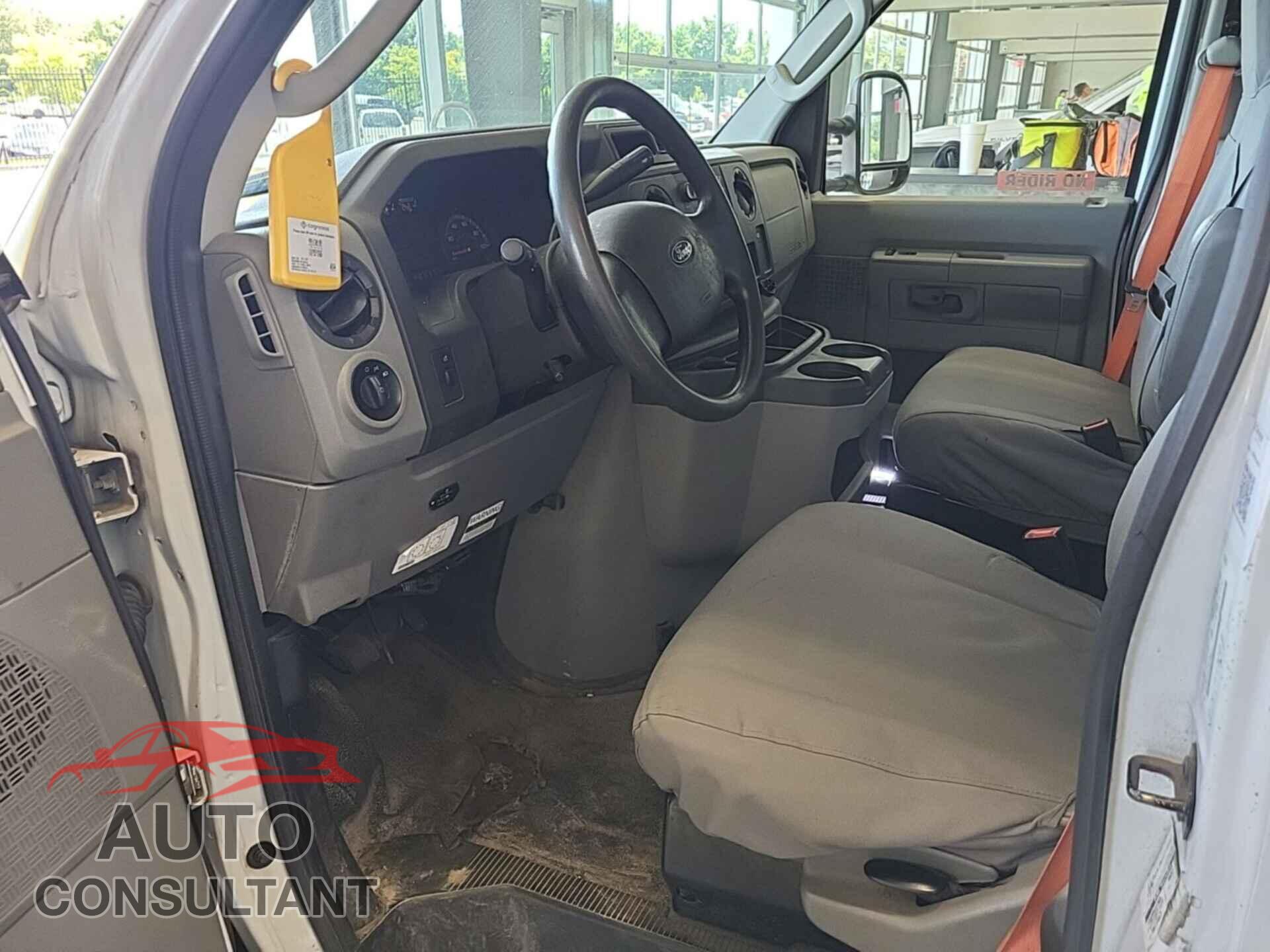 FORD ECONOLINE 2017 - 1FDXE4FS3HDC68623