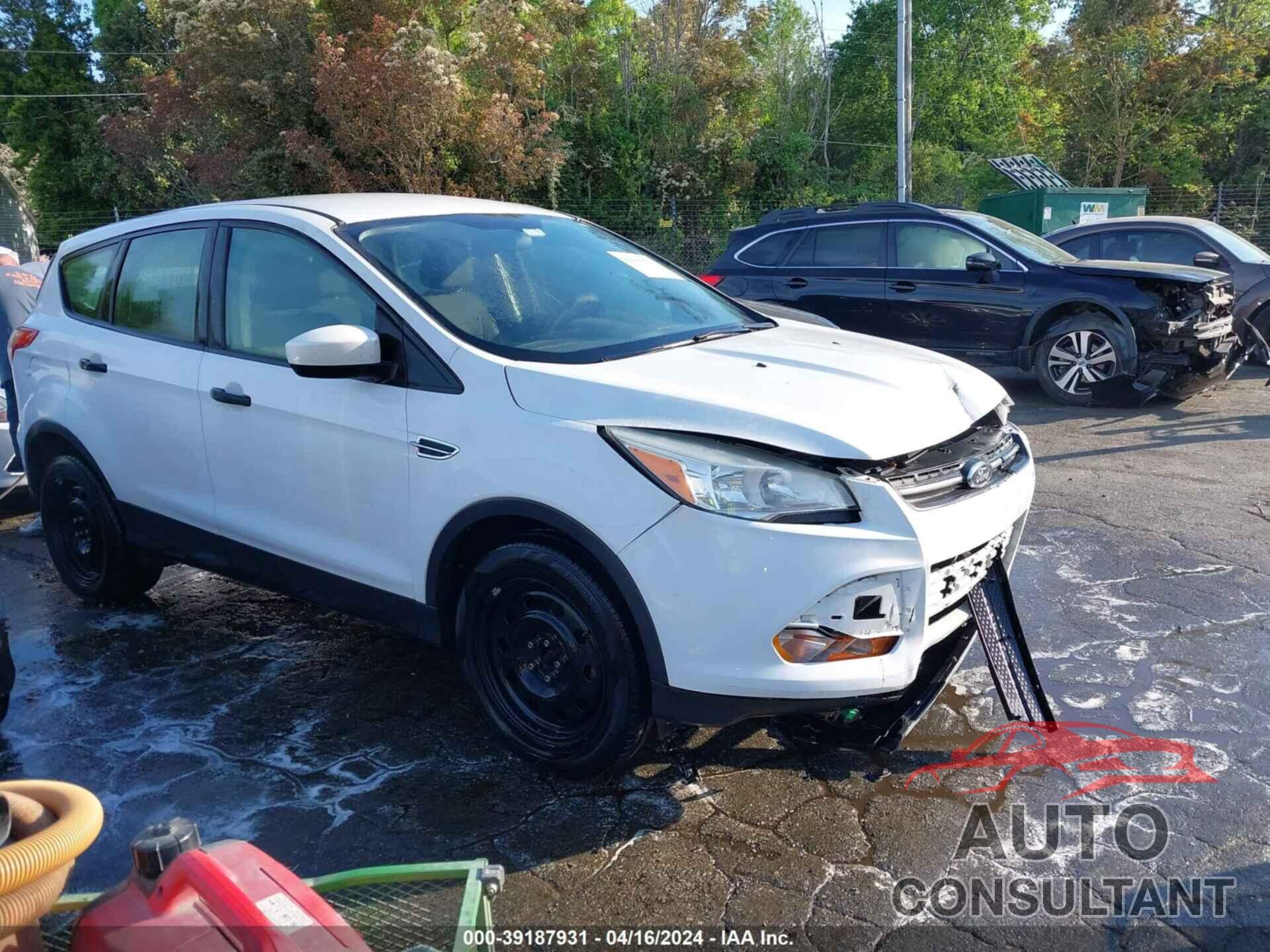 FORD ESCAPE 2016 - 1FMCU0F76GUA69991