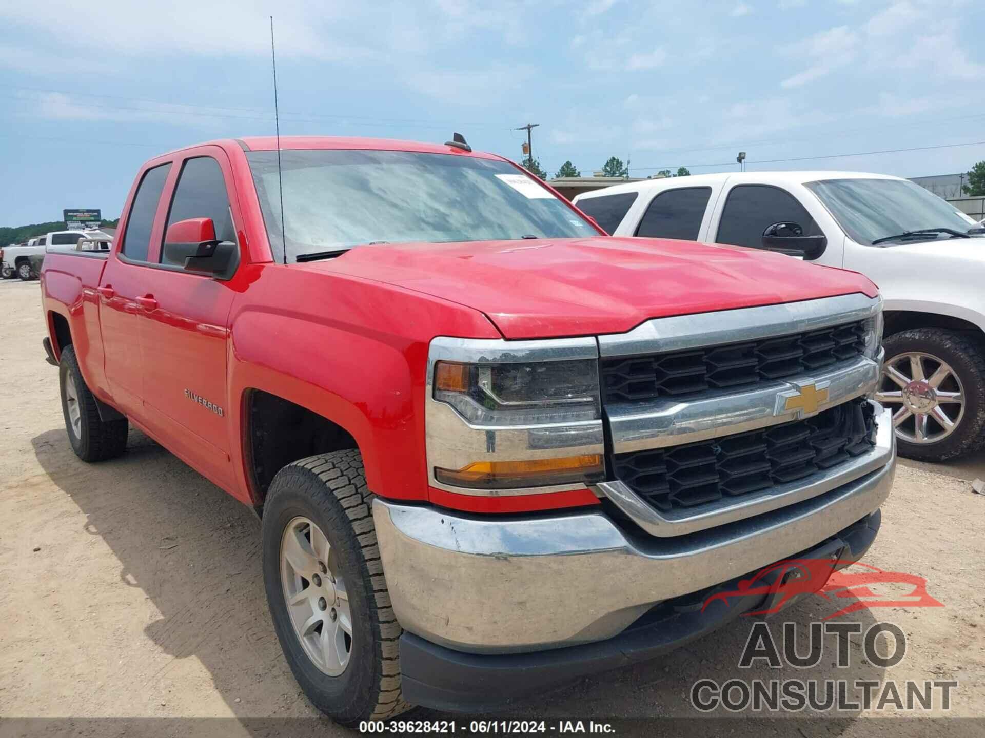 CHEVROLET SILVERADO 1500 2018 - 1GCVKREH2JZ284795