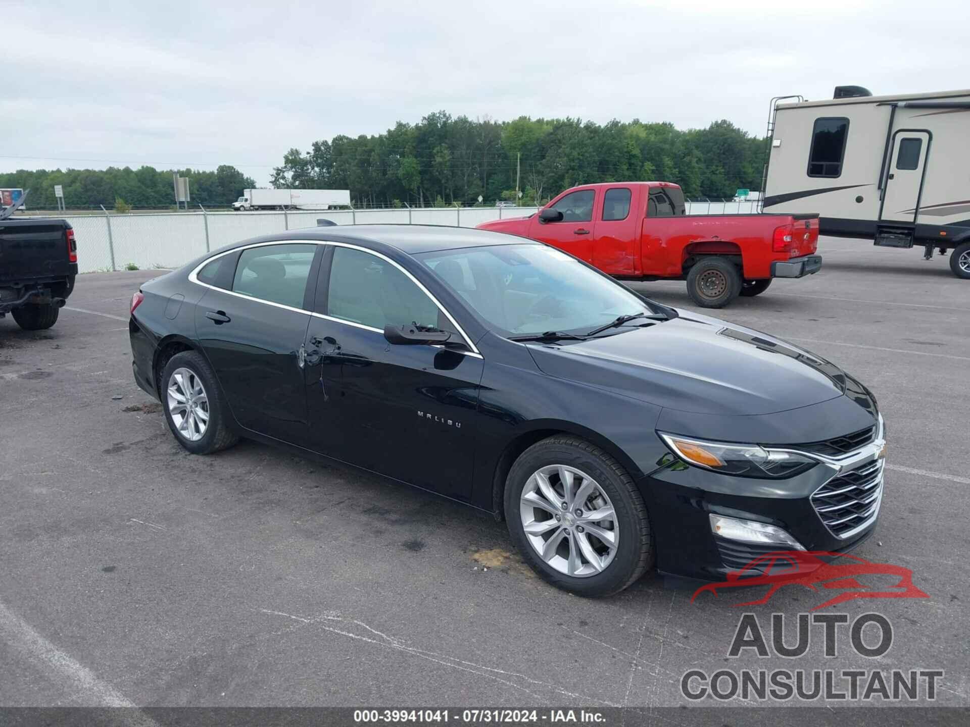 CHEVROLET MALIBU 2021 - 1G1ZD5ST6MF011449