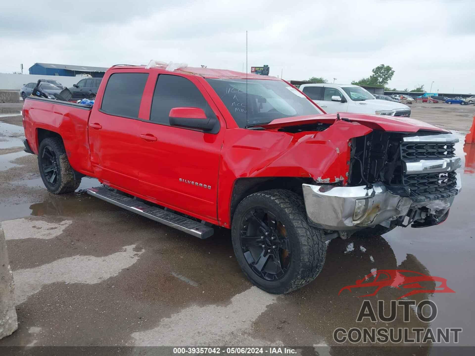 CHEVROLET SILVERADO 1500 2017 - 1GCUKREC8HF189220